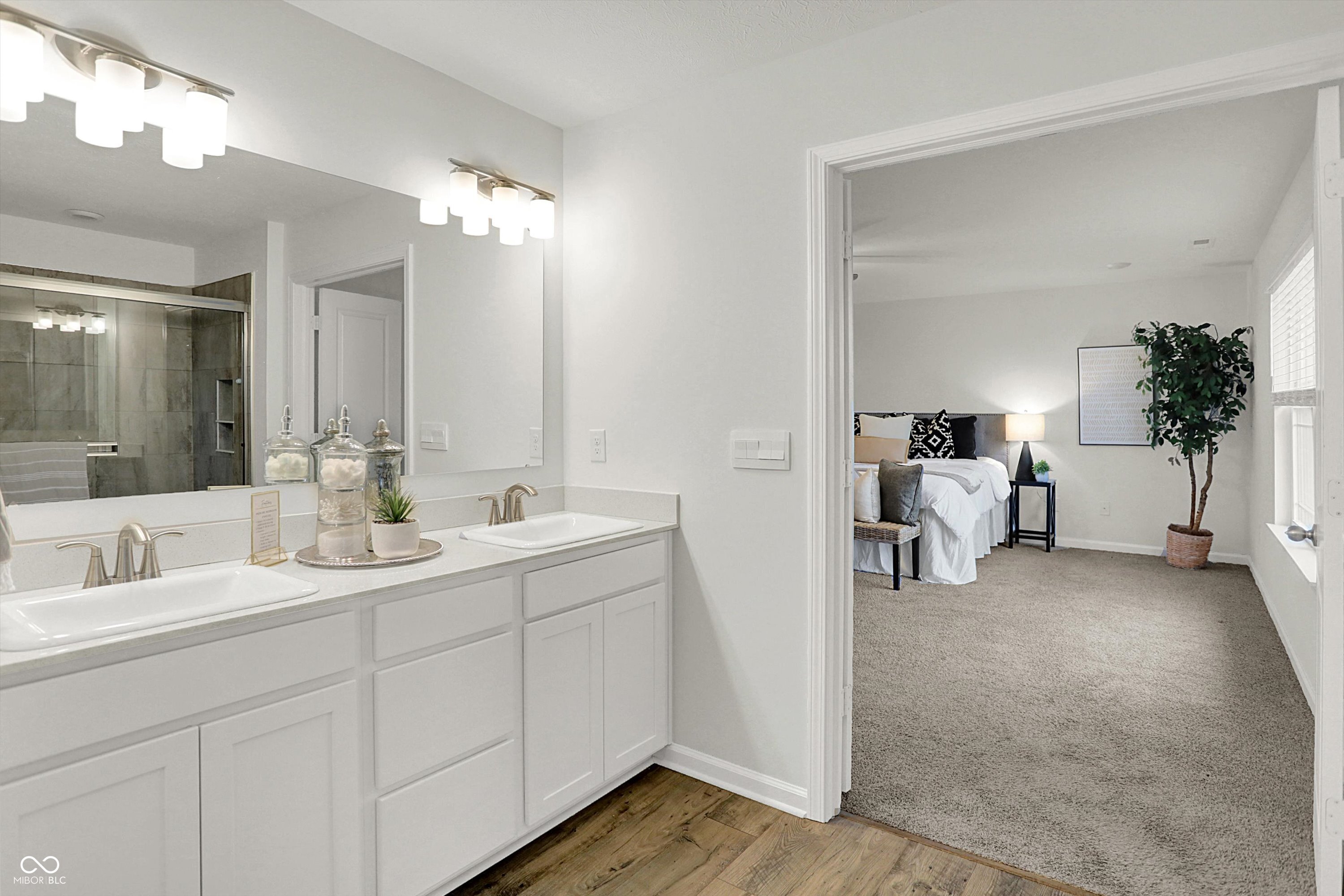 6390 Flag Stop Drive