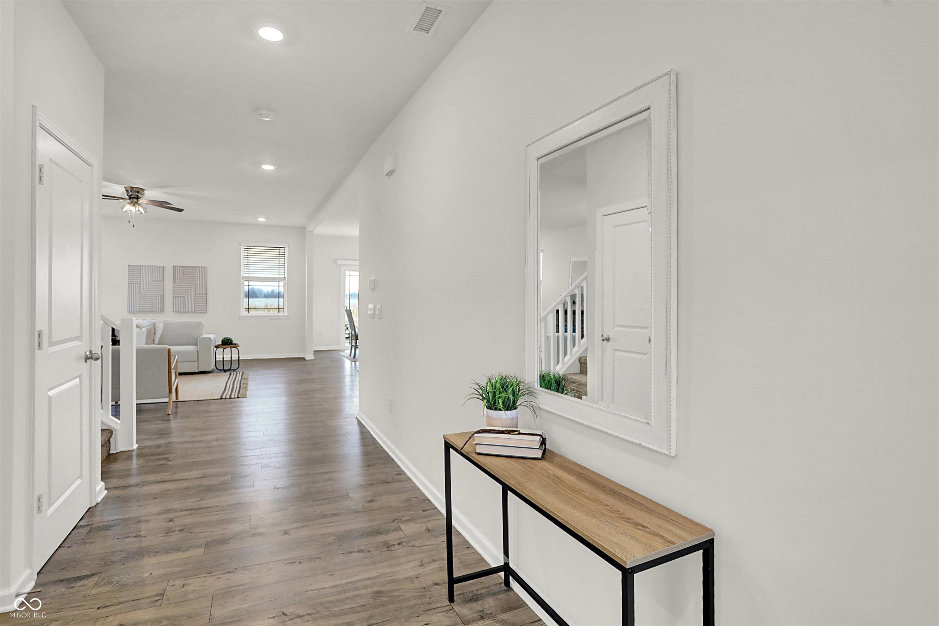 6390 Flag Stop Drive