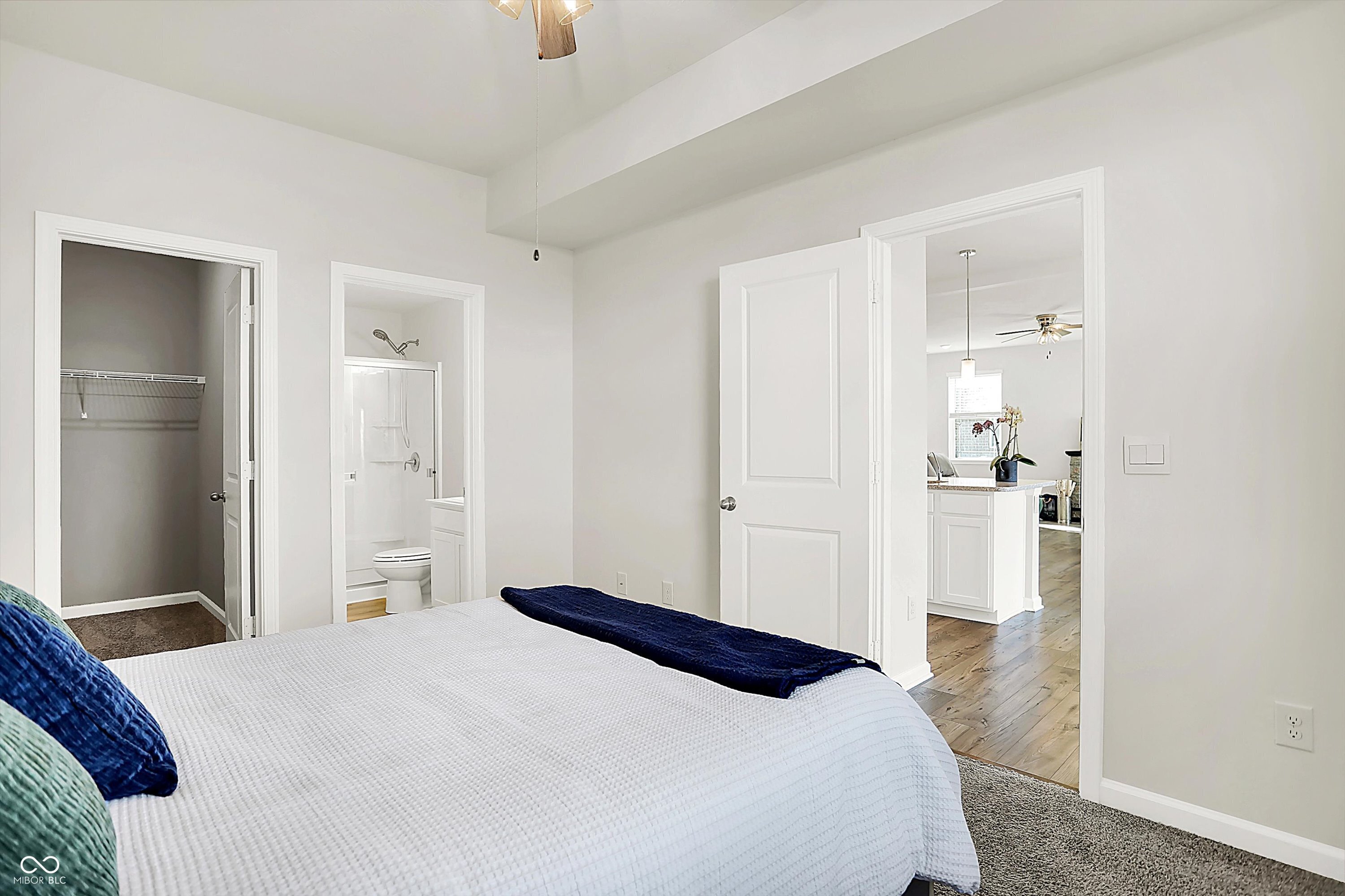 6390 Flag Stop Drive