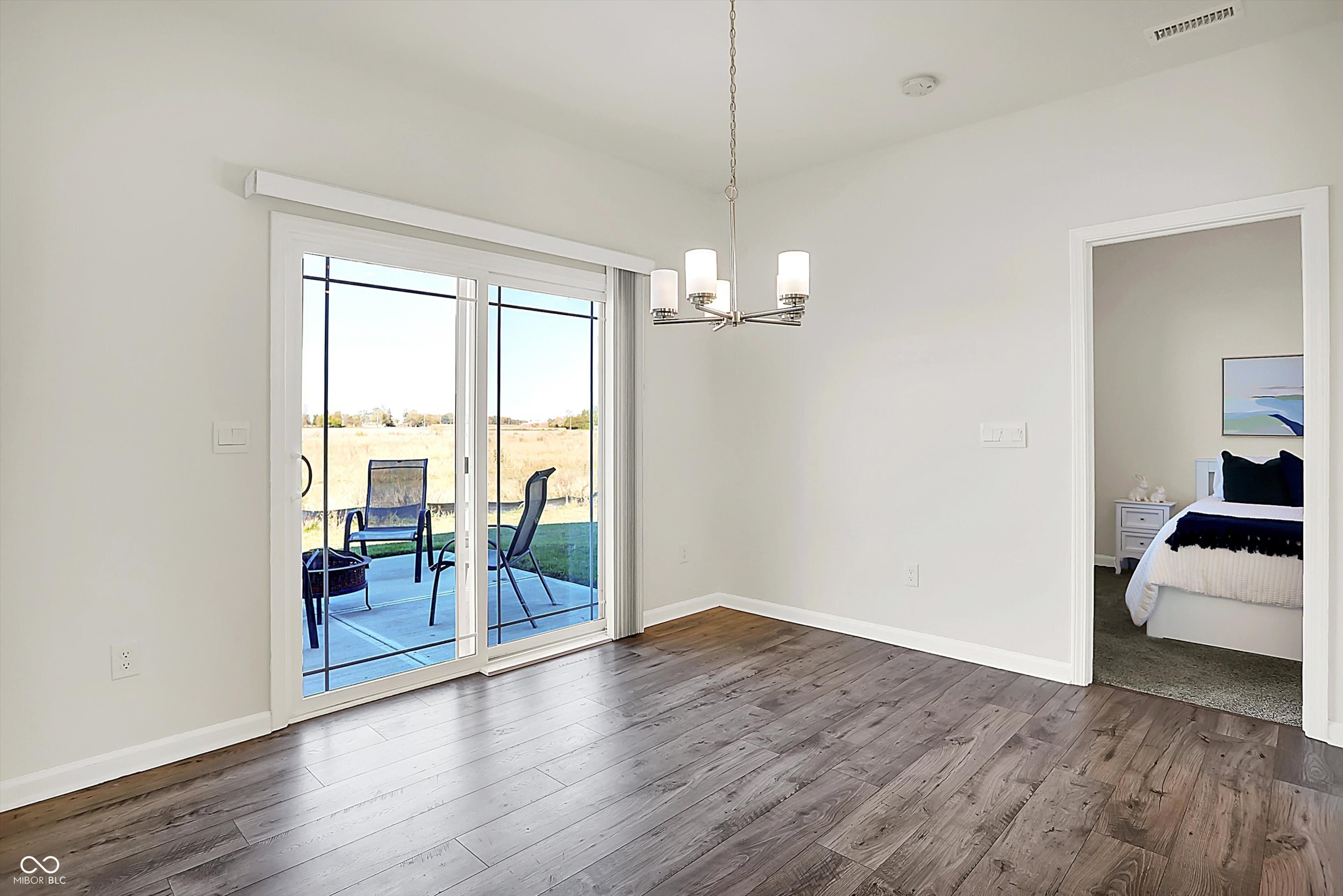 6390 Flag Stop Drive