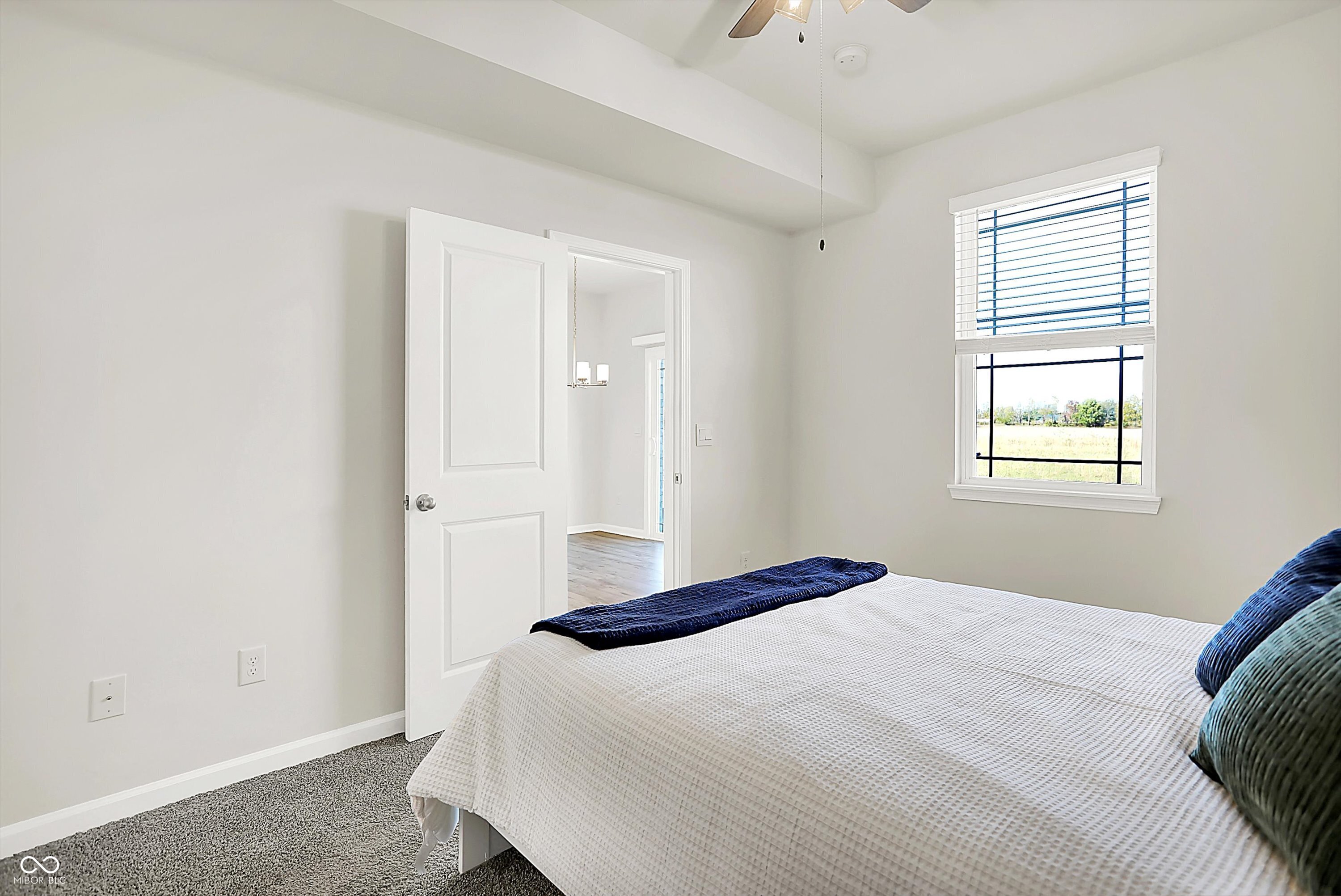 6390 Flag Stop Drive