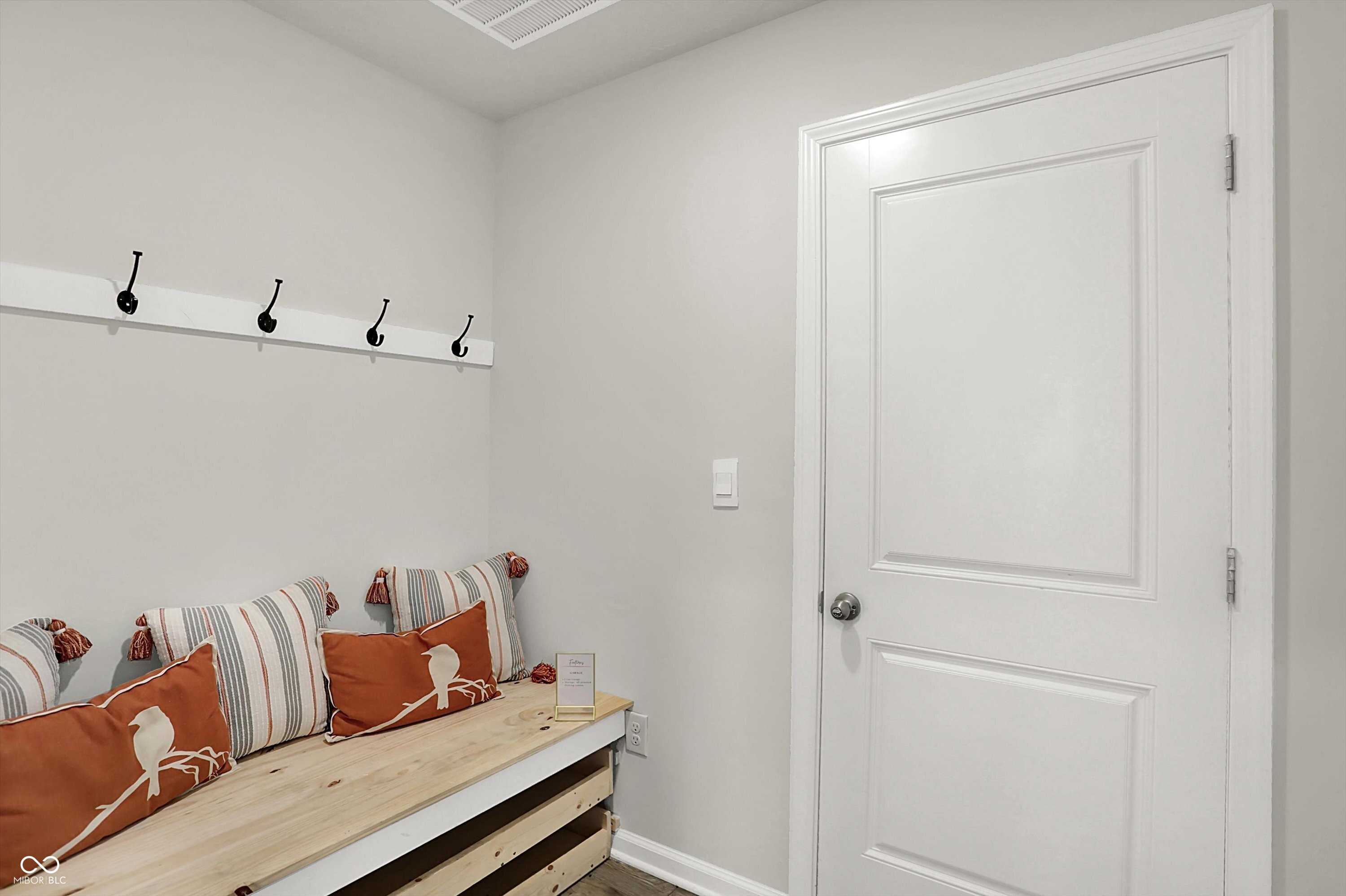 6390 Flag Stop Drive