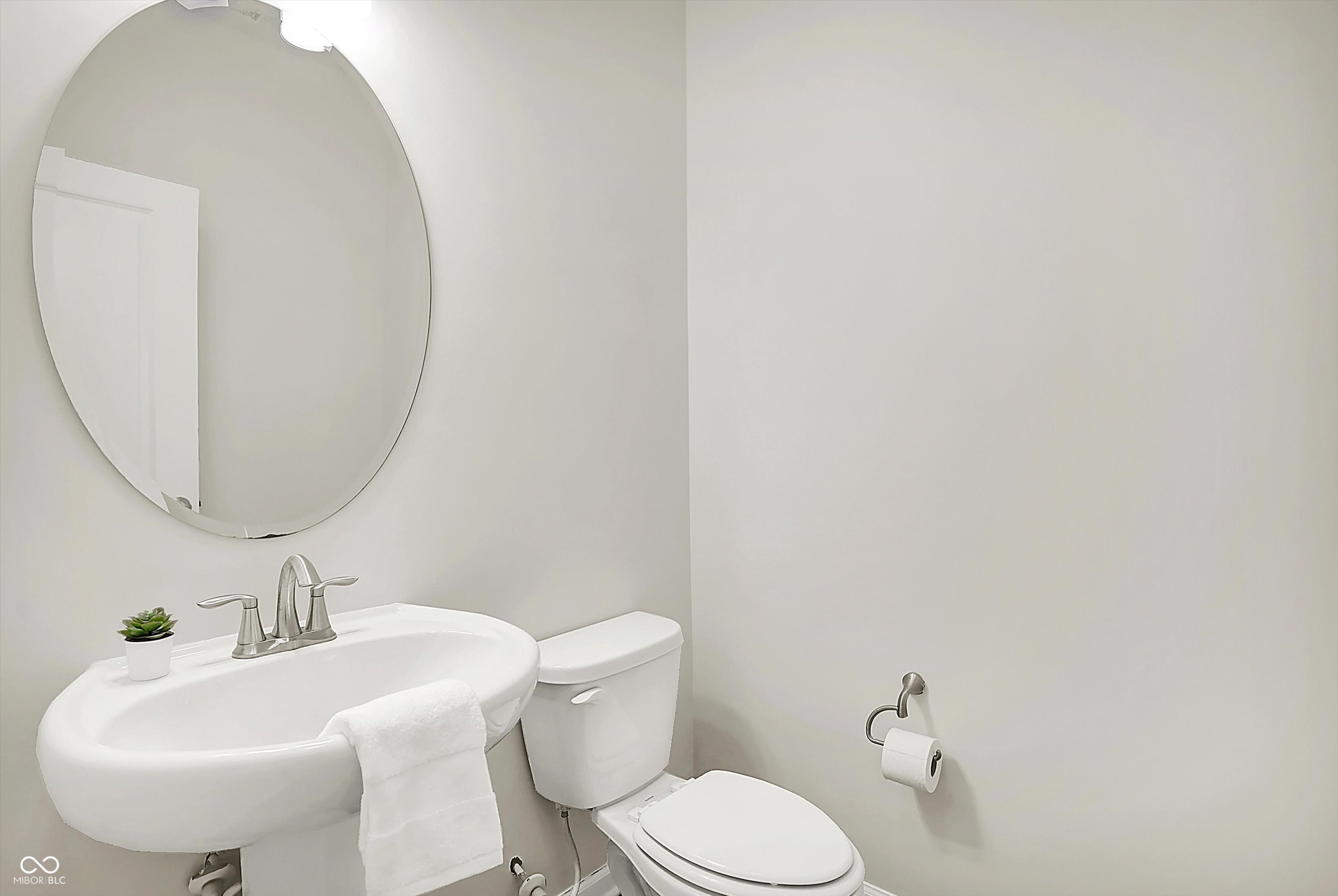 6390 Flag Stop Drive