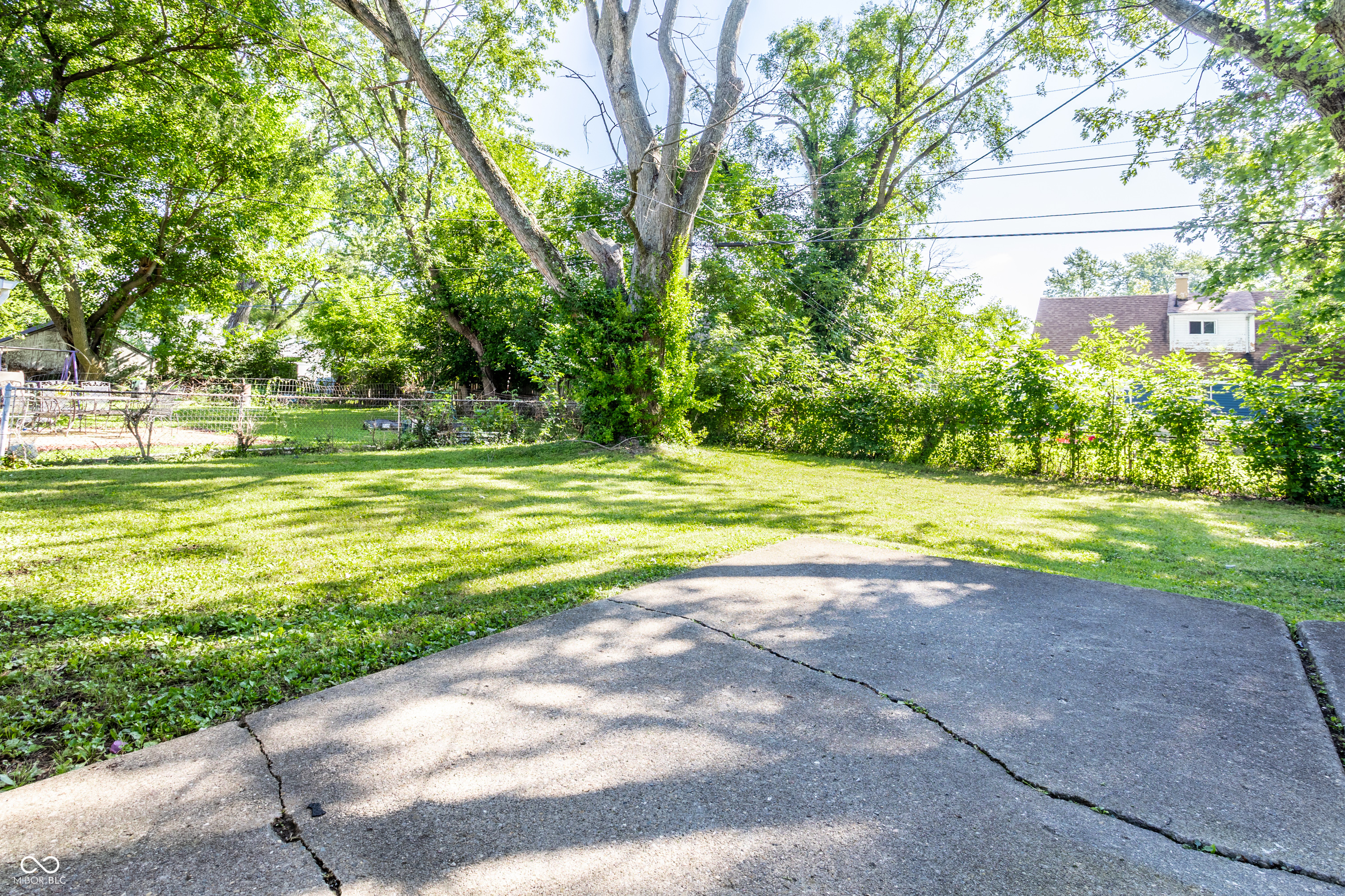 4101 N Arlington Avenue