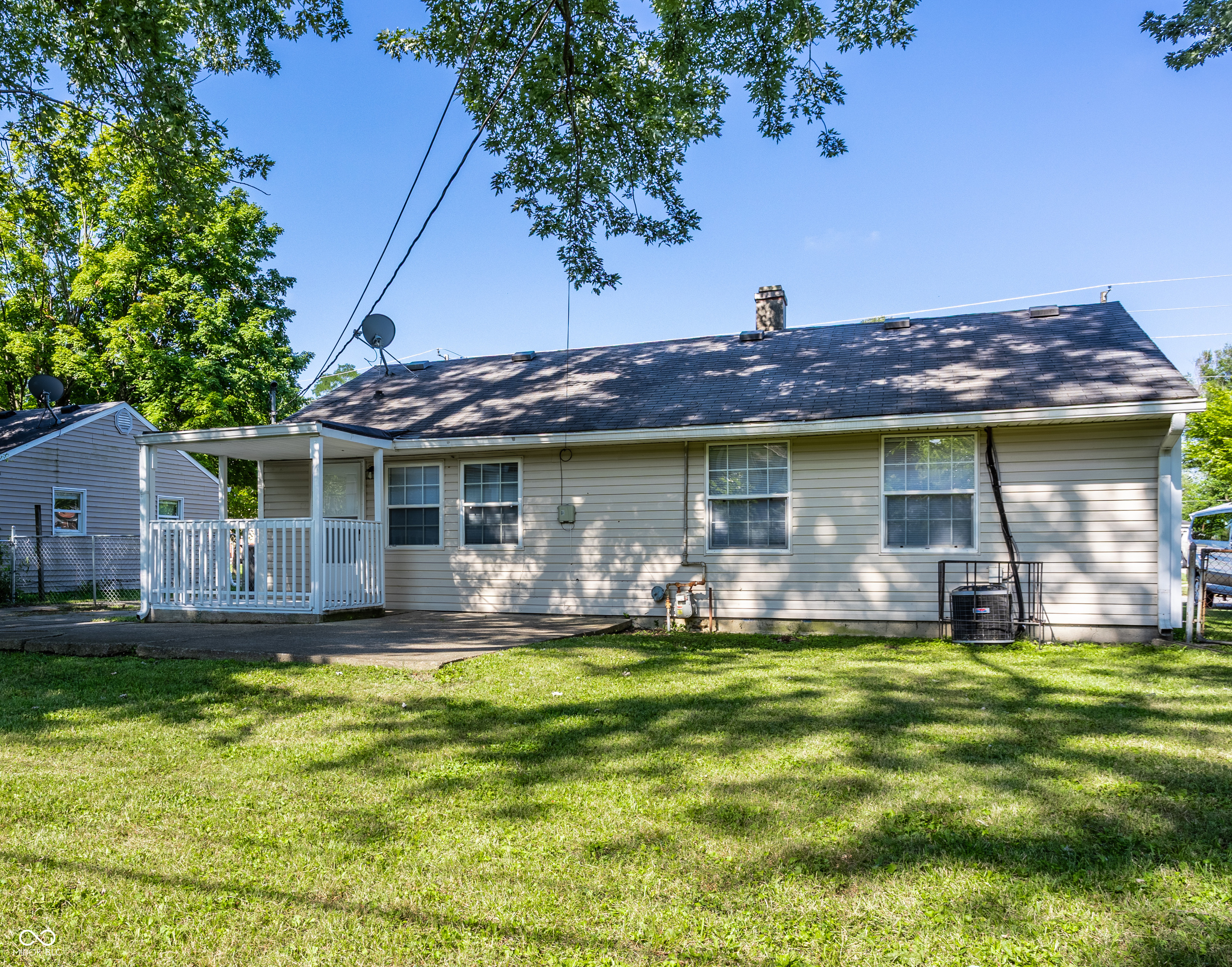 4101 N Arlington Avenue