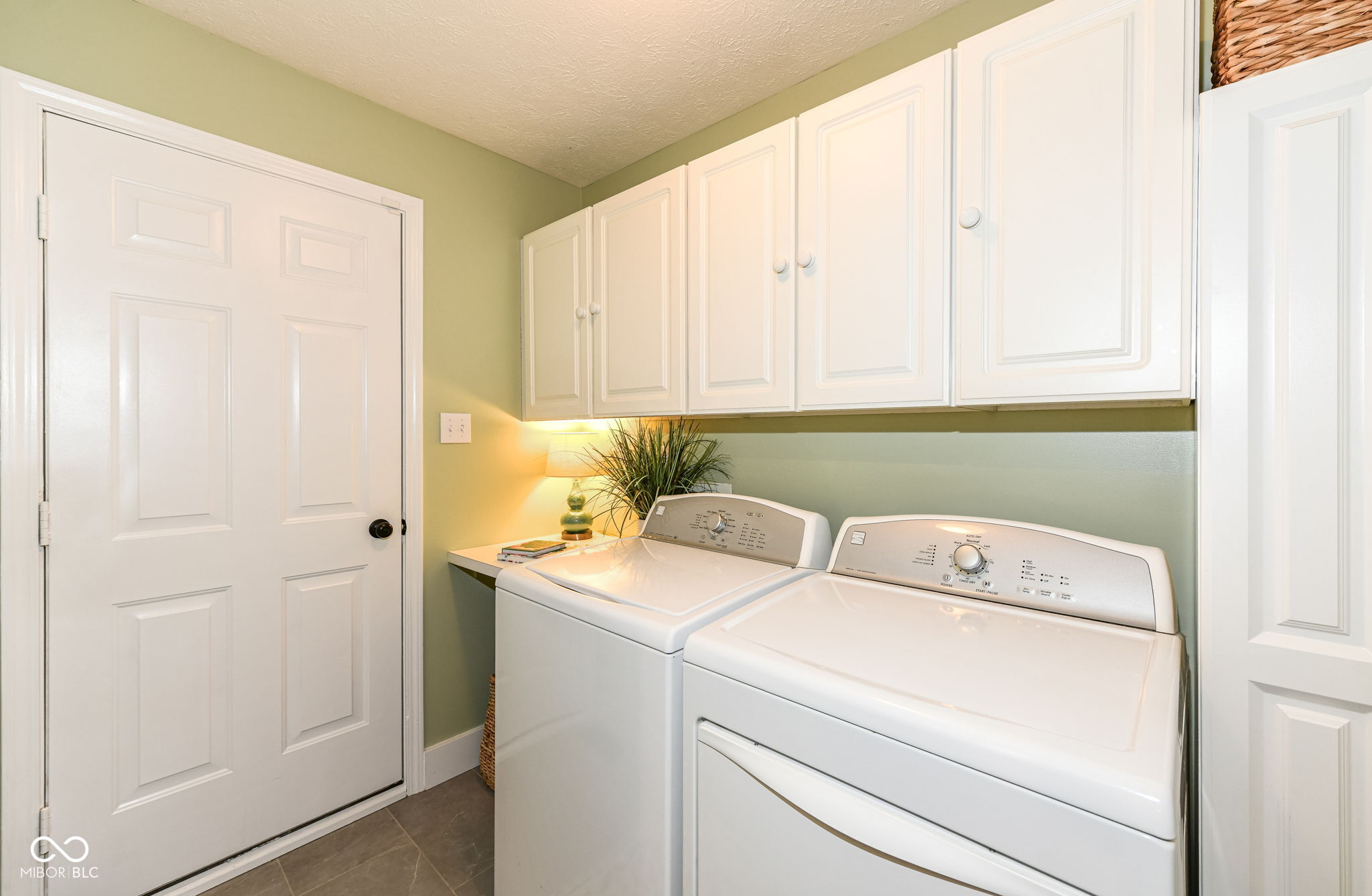 10389 Glenn Abbey Lane