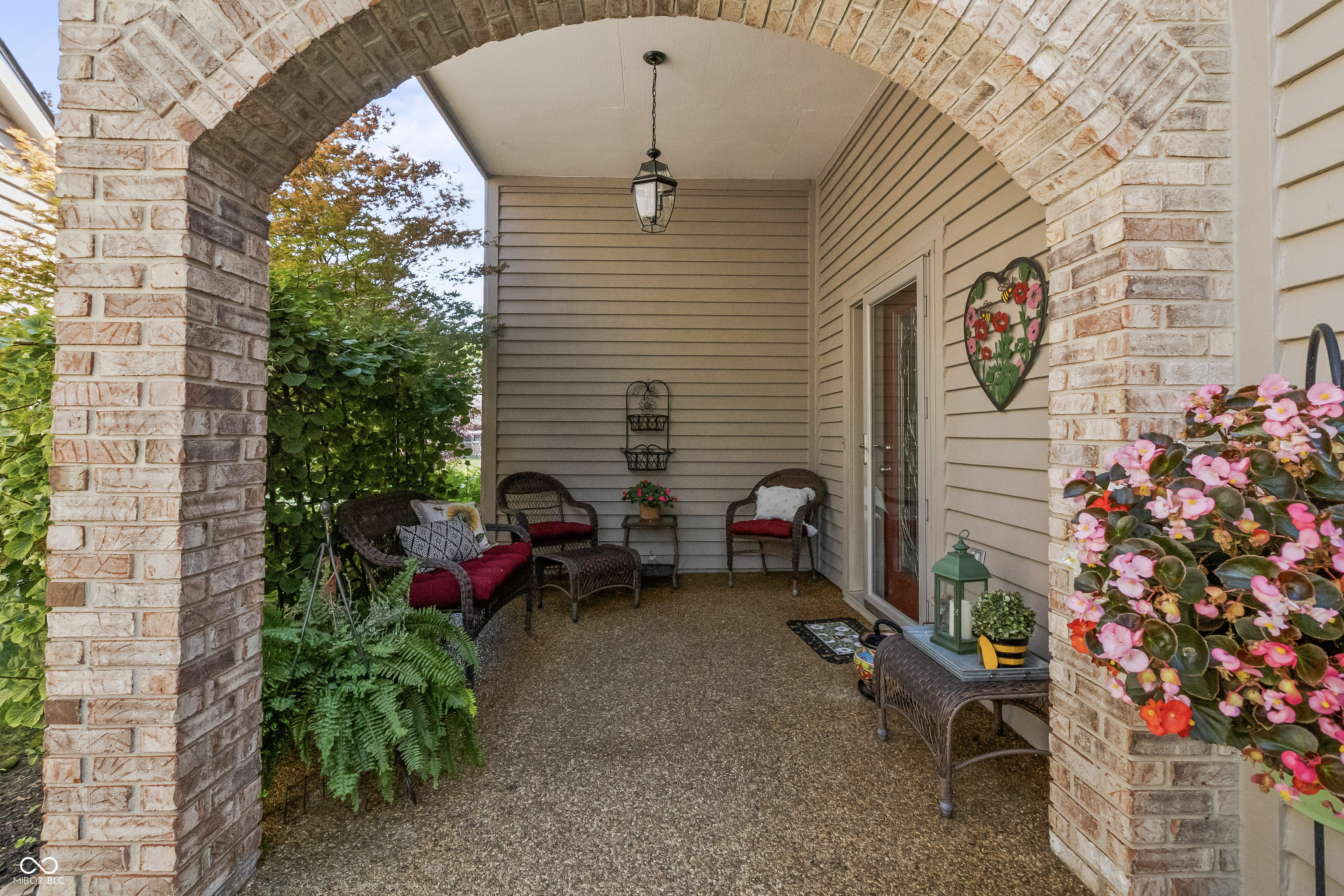 7739 Chesapeake Drive W