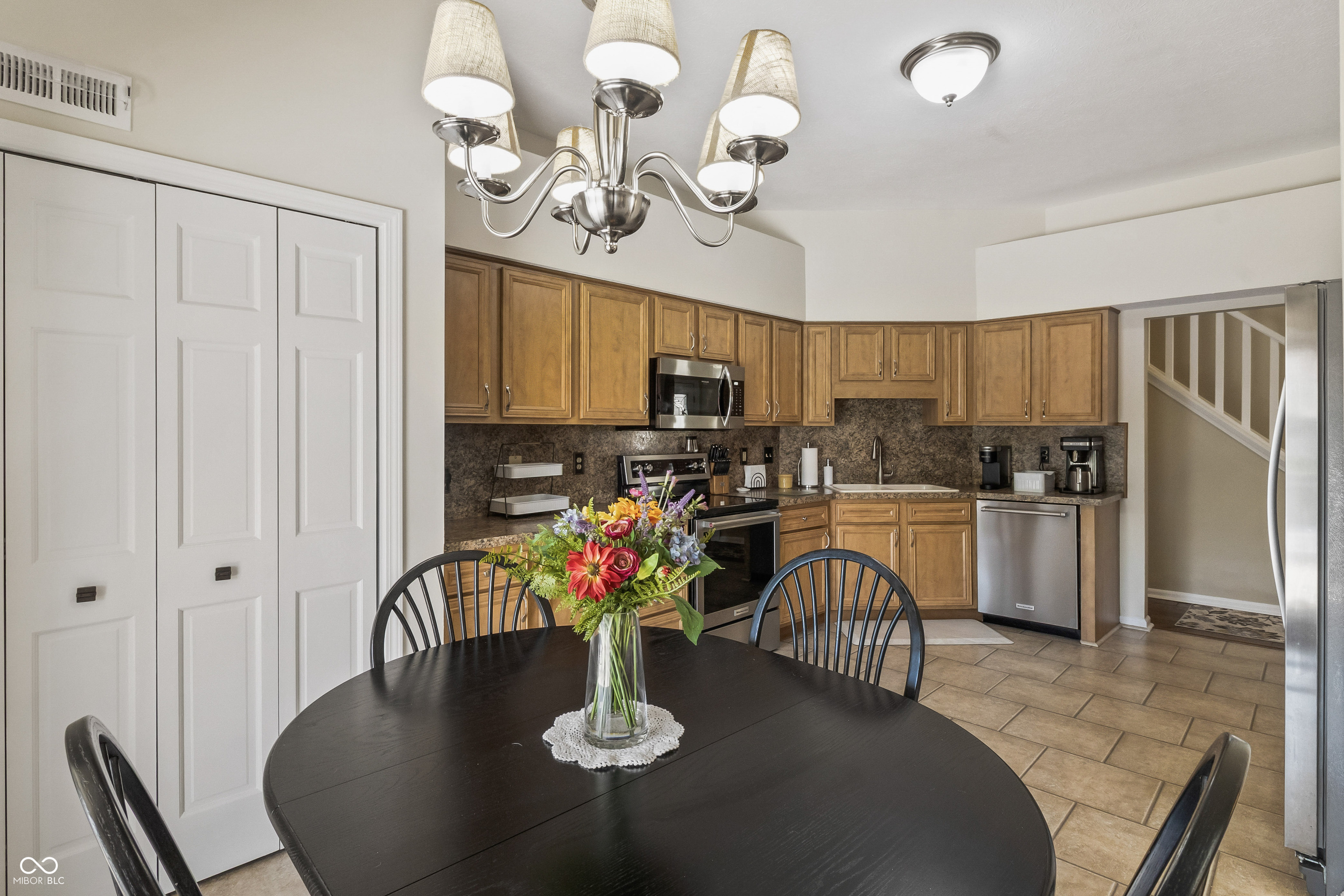 7739 Chesapeake Drive W