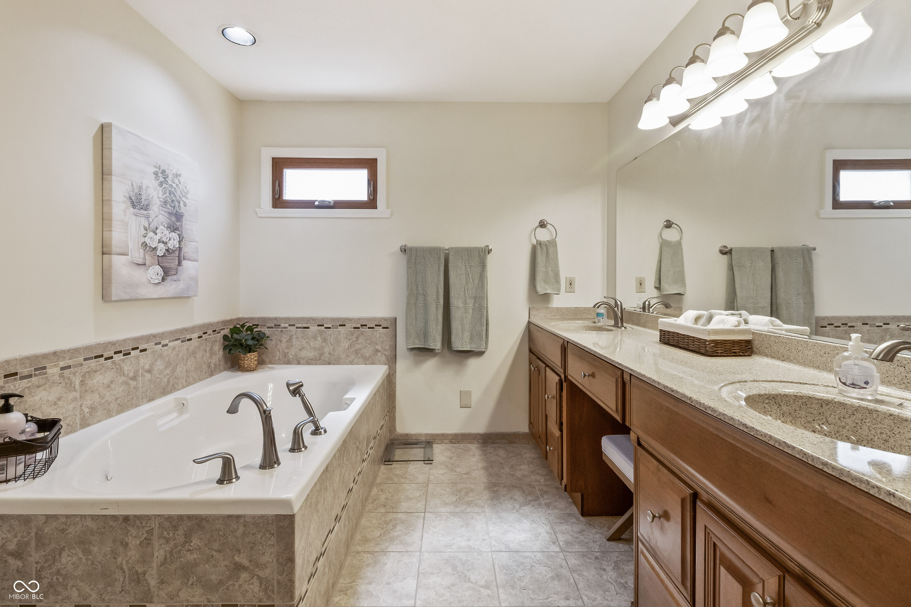 7739 Chesapeake Drive W