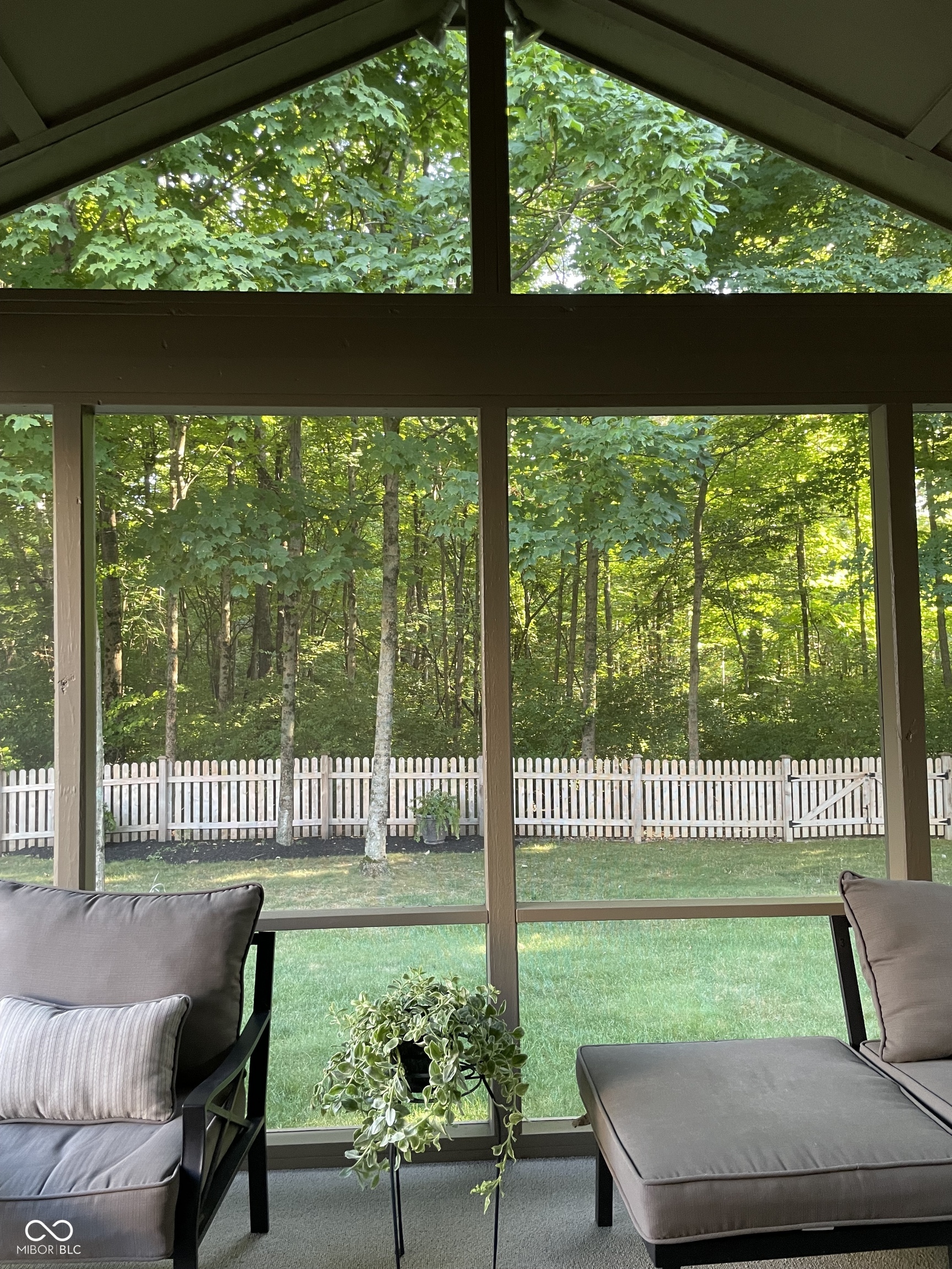 10813 Sawgrass Drive