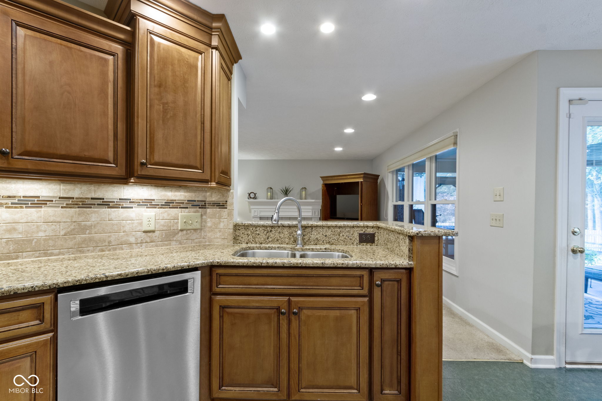 10813 Sawgrass Drive