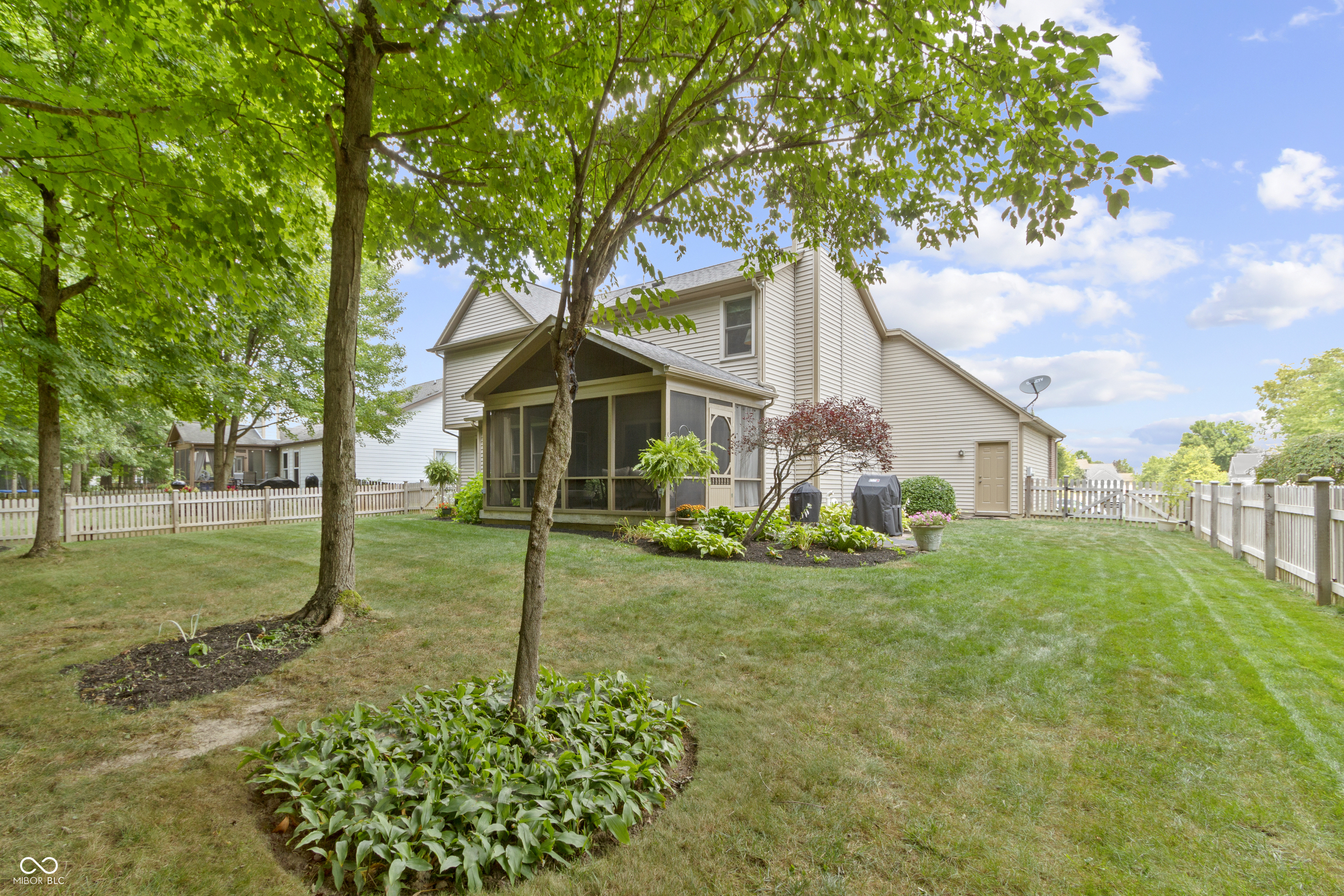 10813 Sawgrass Drive