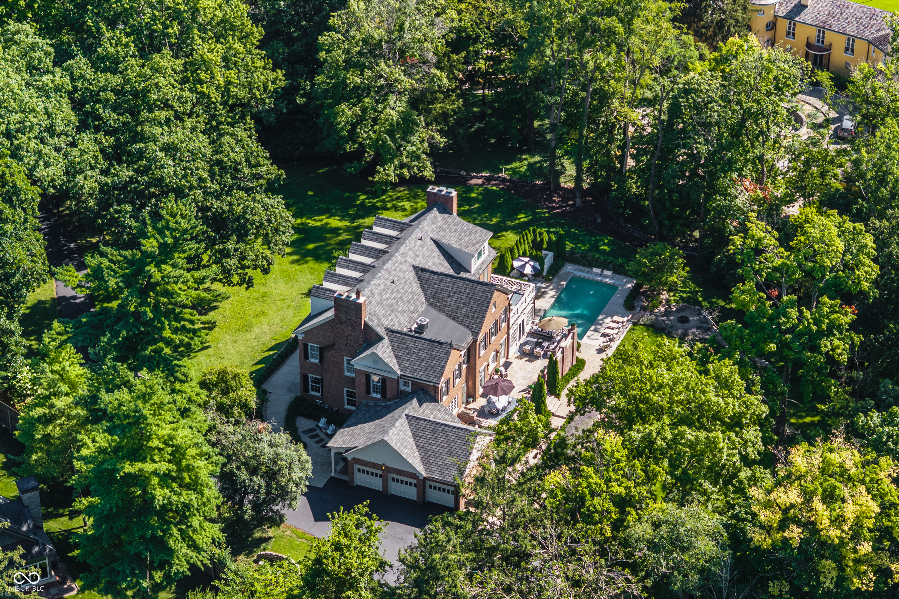 321 Kessler Blvd W Drive