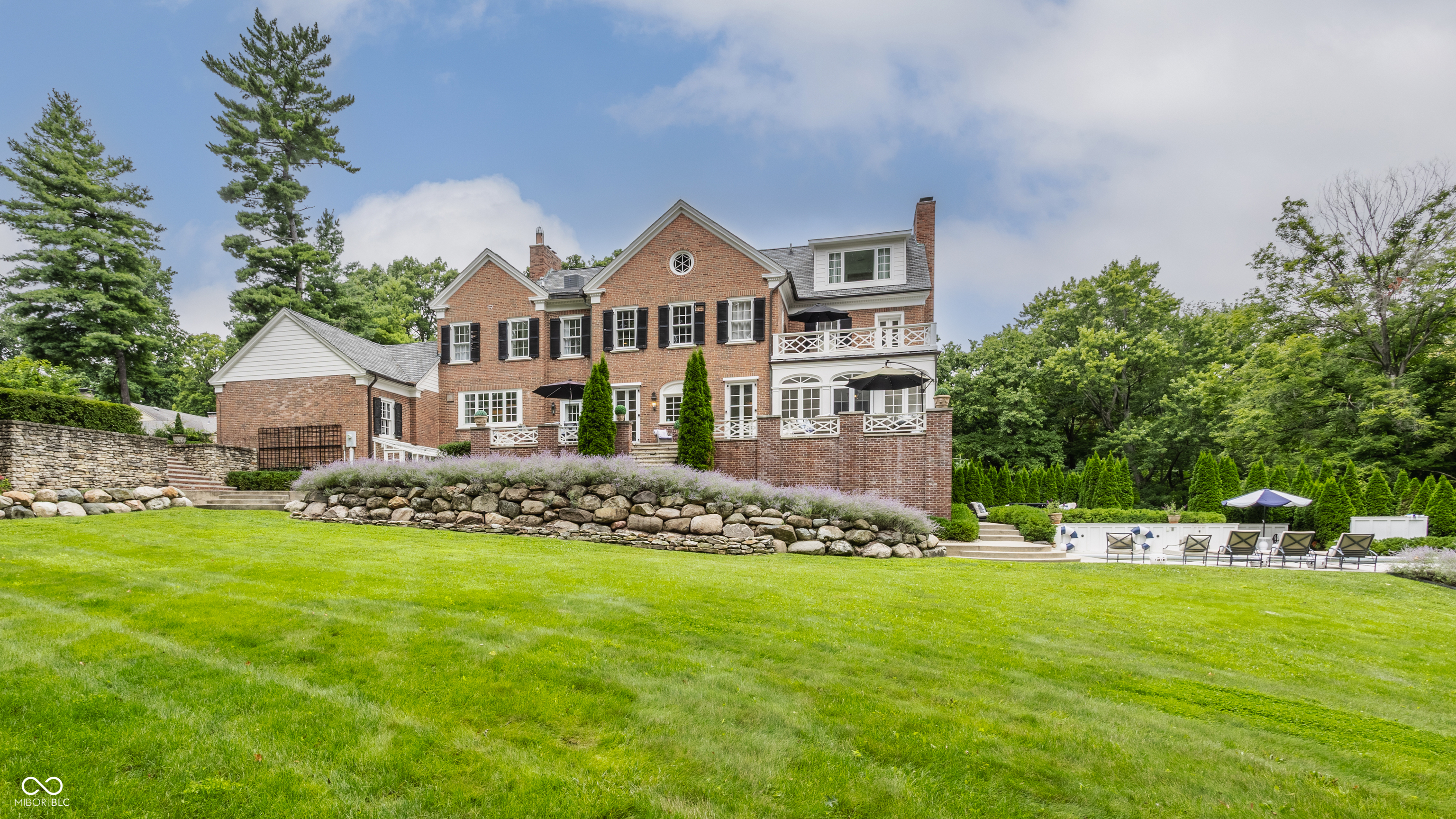 321 Kessler Blvd W Drive