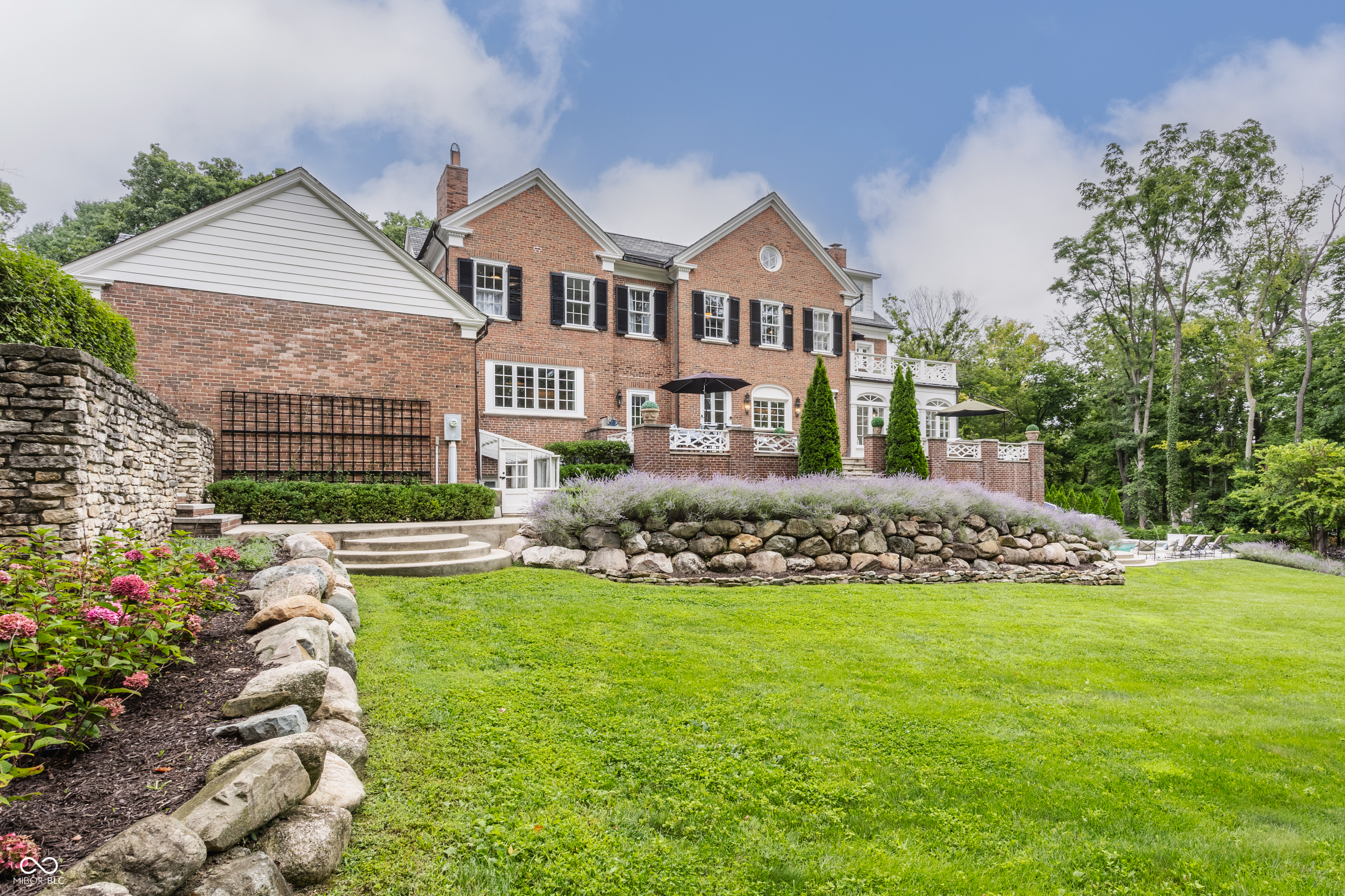 321 Kessler Blvd W Drive