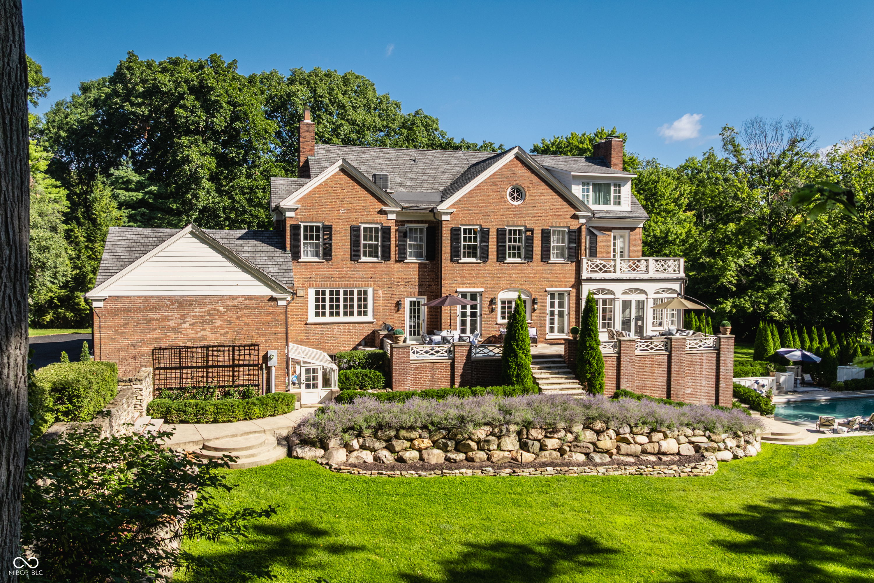 321 Kessler Blvd W Drive