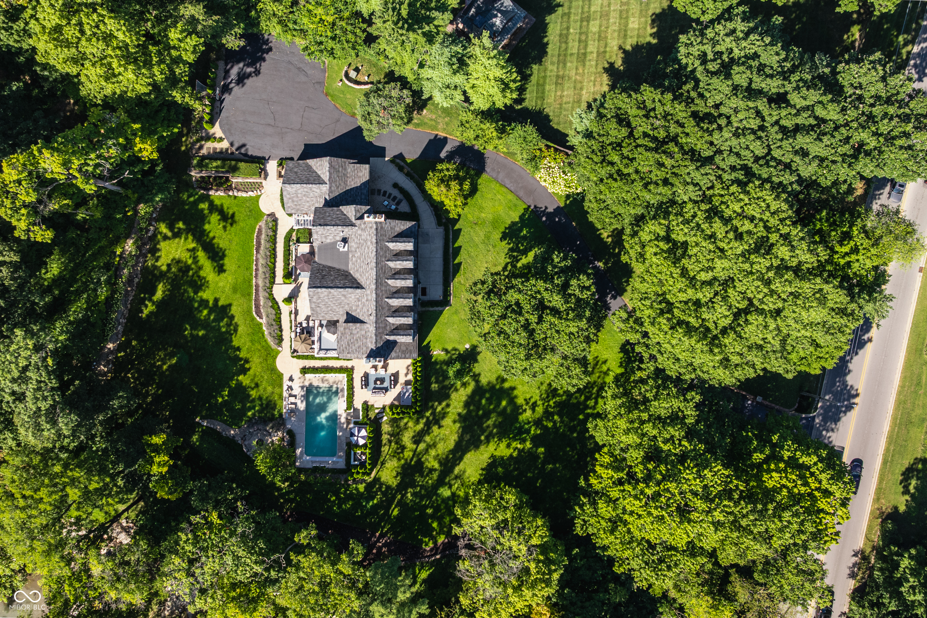 321 Kessler Blvd W Drive