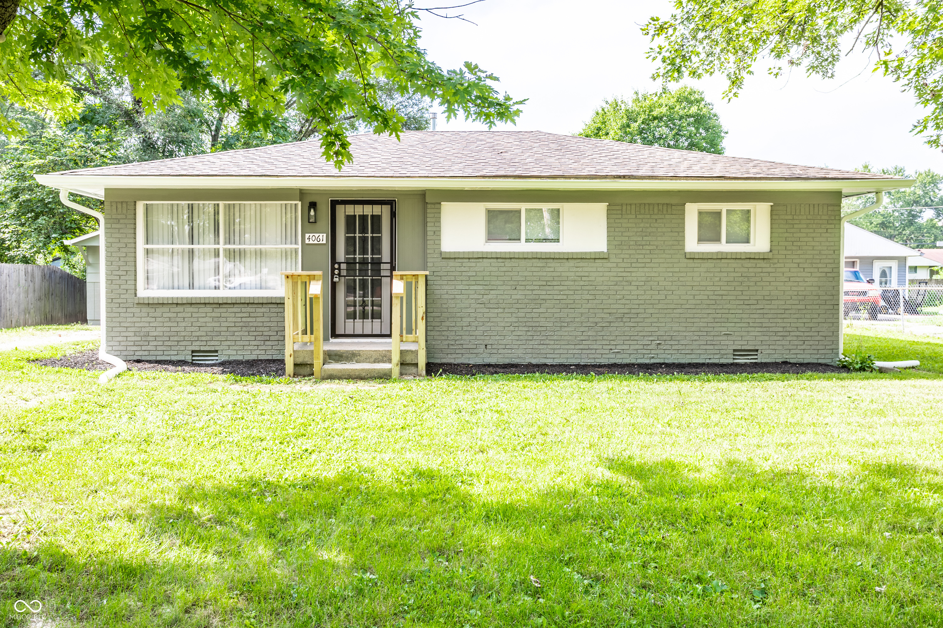 4061 W Mooresville Road