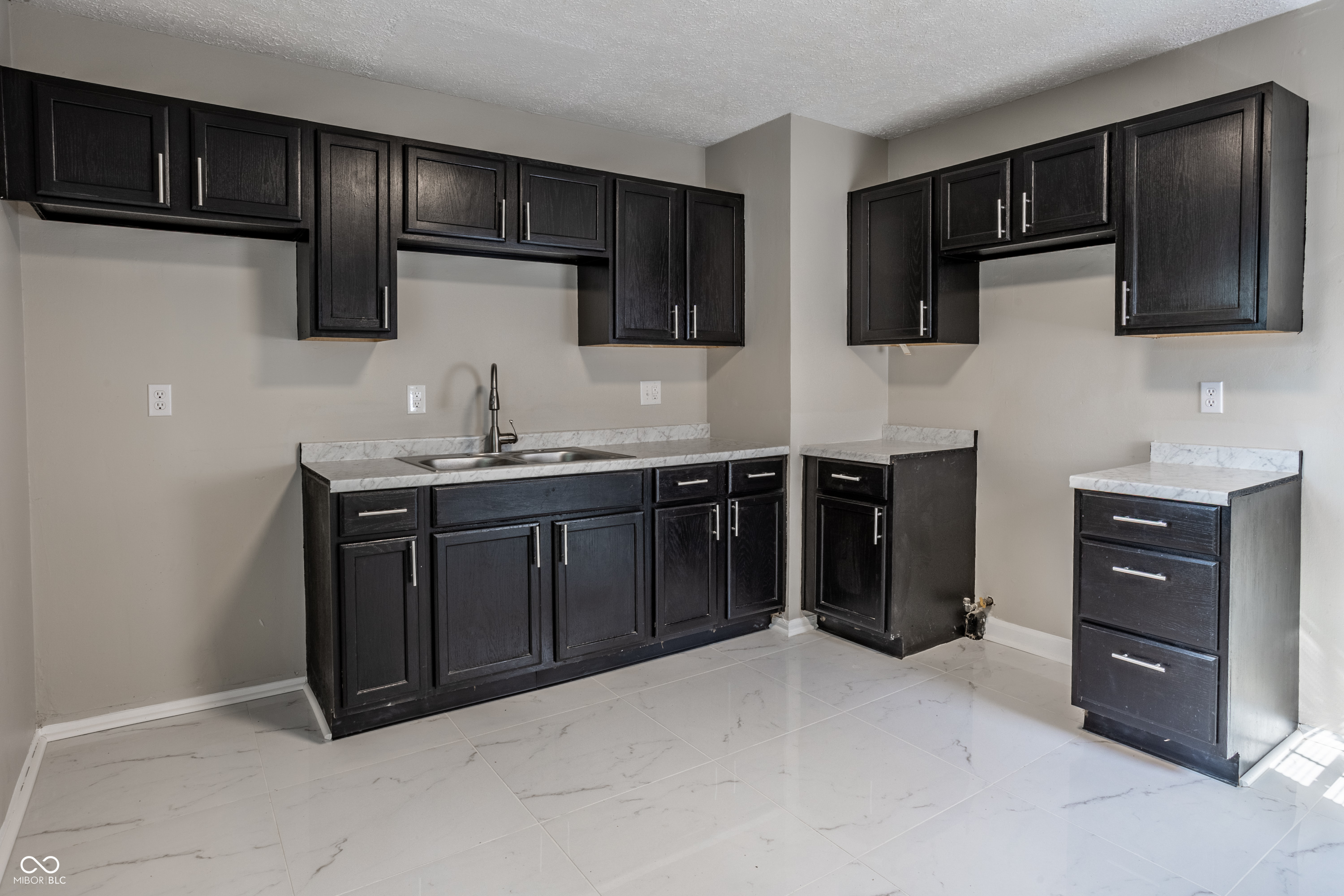 4061 W Mooresville Road