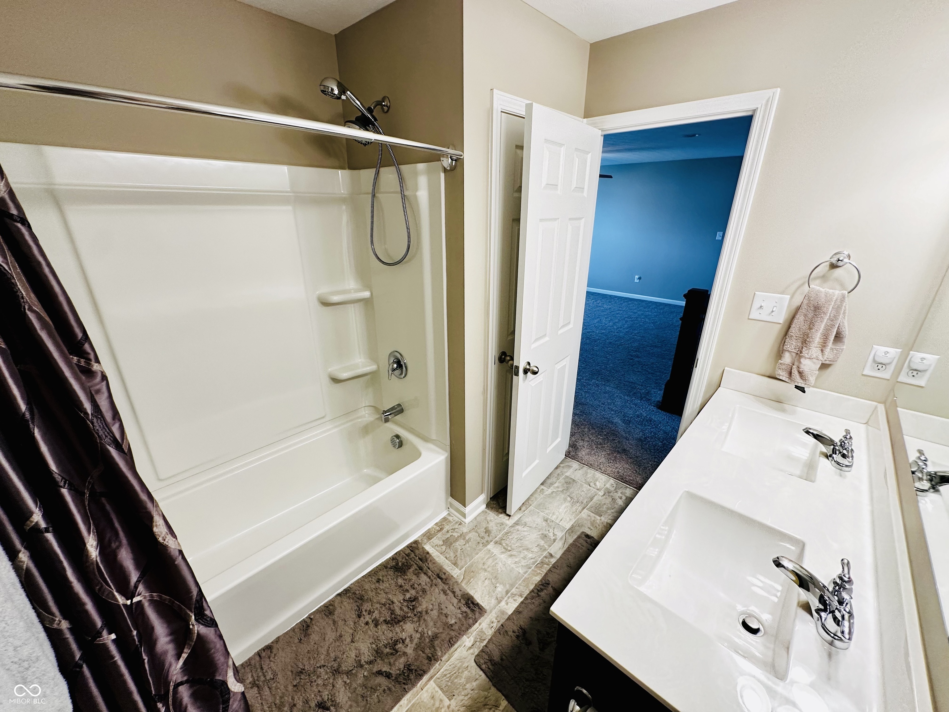 10553 Stableview Drive