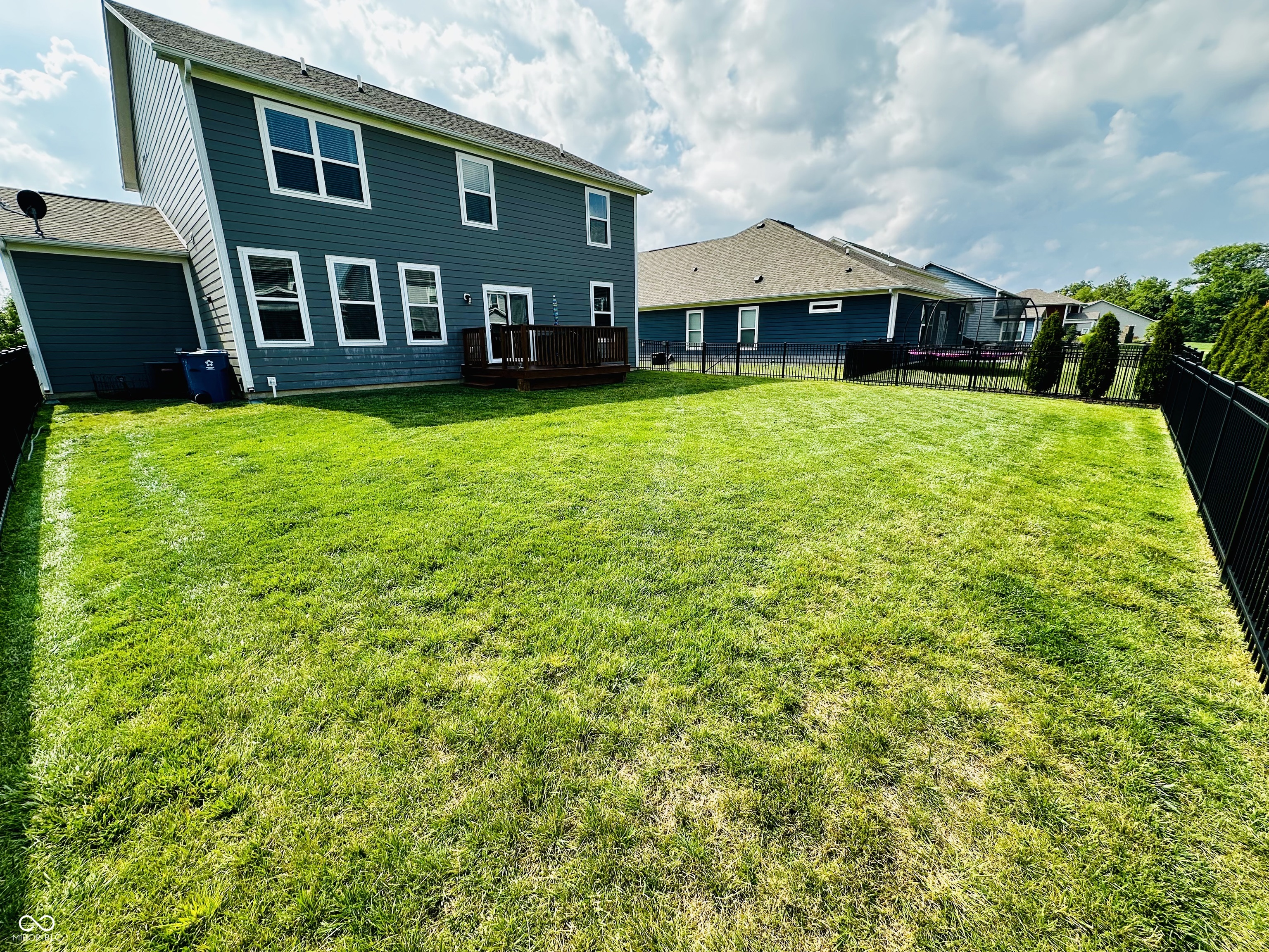 10553 Stableview Drive