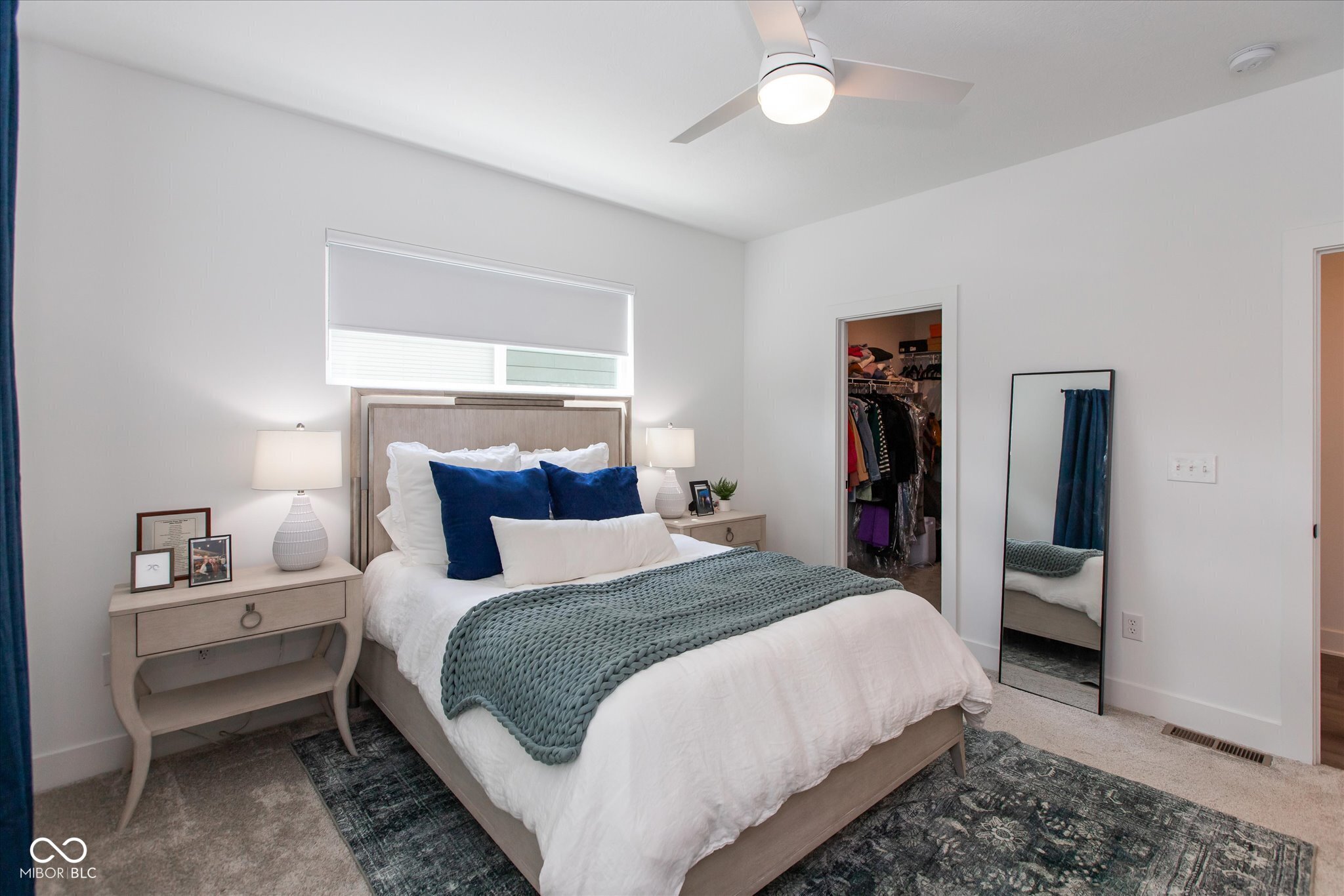 2135 N College Avenue