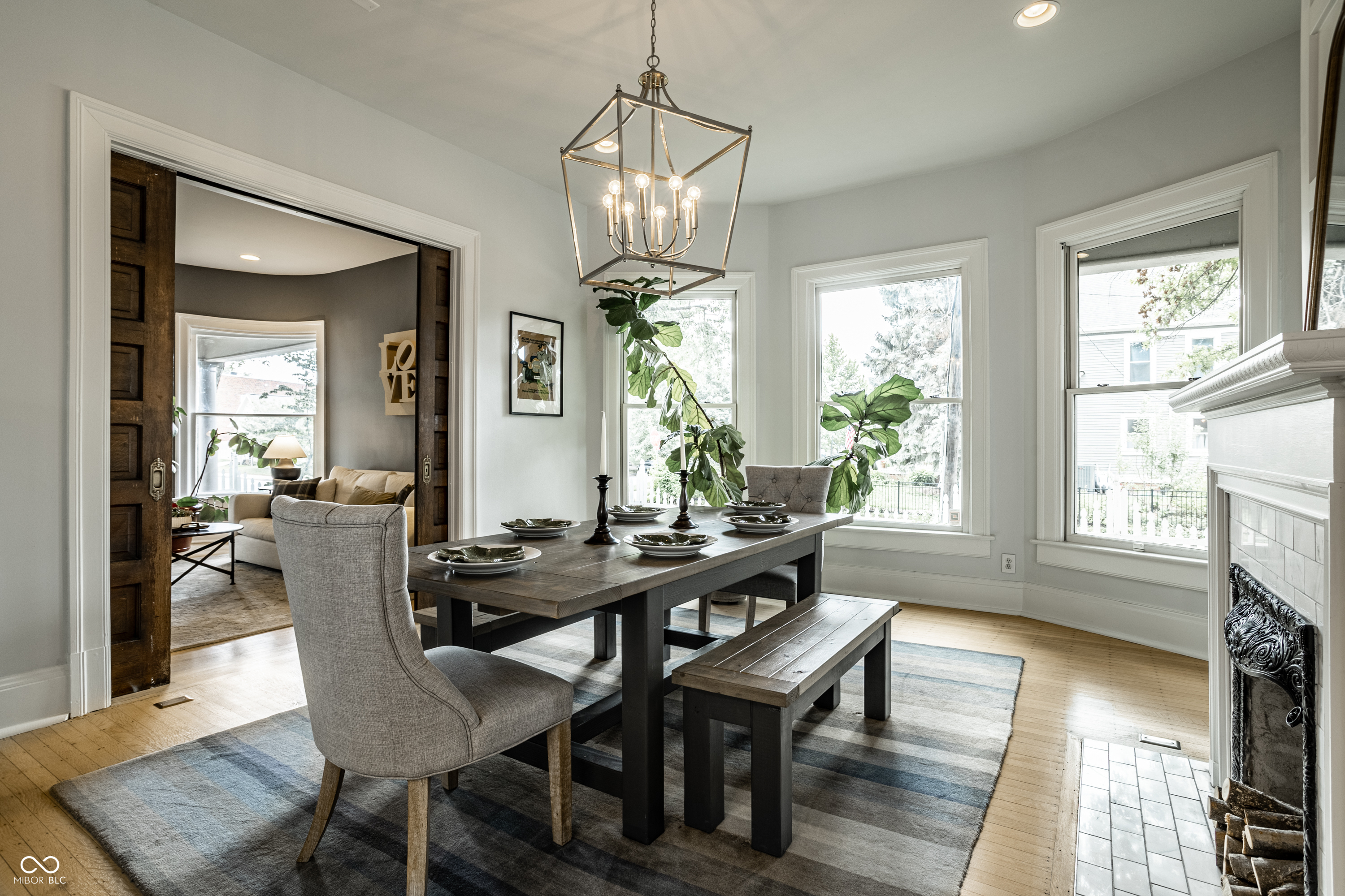 2404 Broadway Street