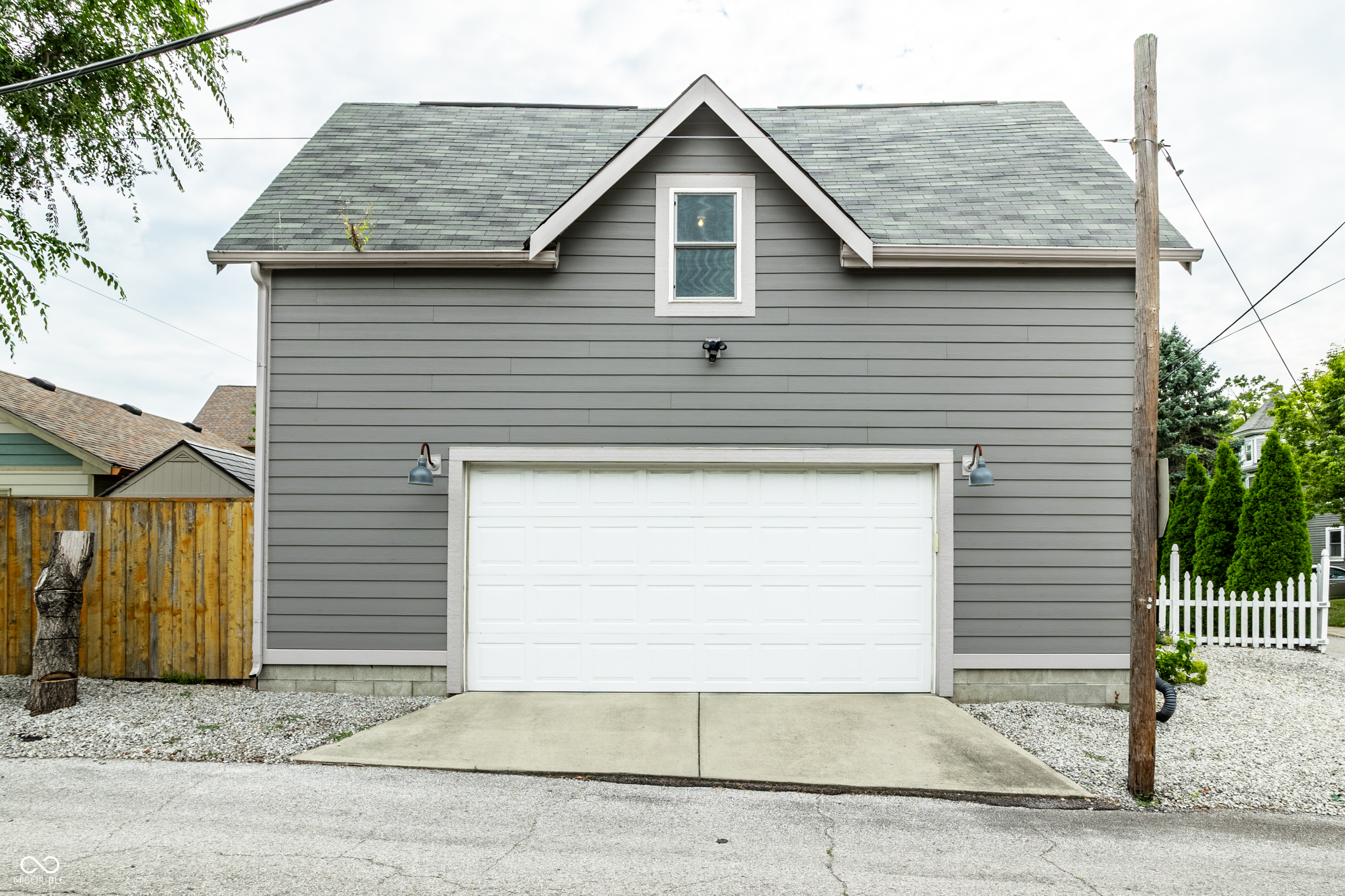 2404 Broadway Street