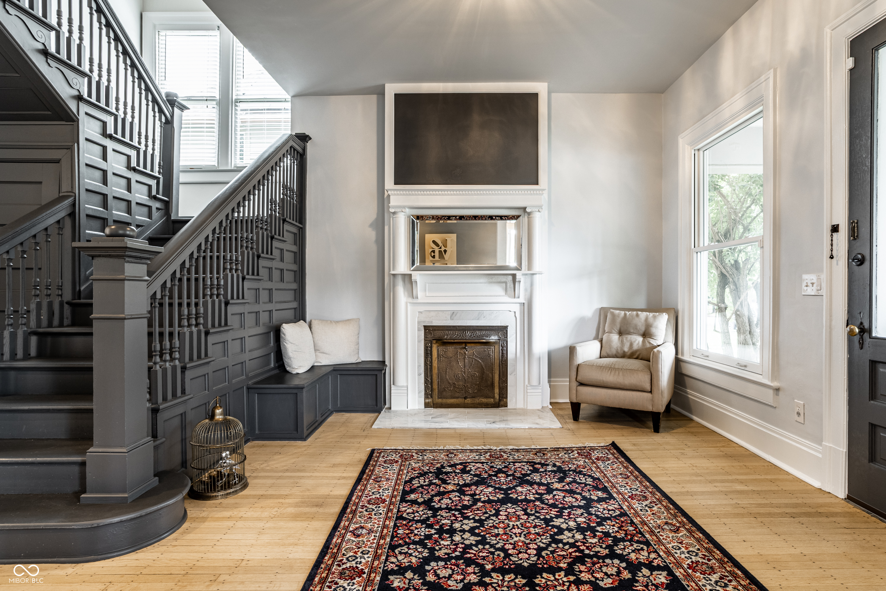 2404 Broadway Street