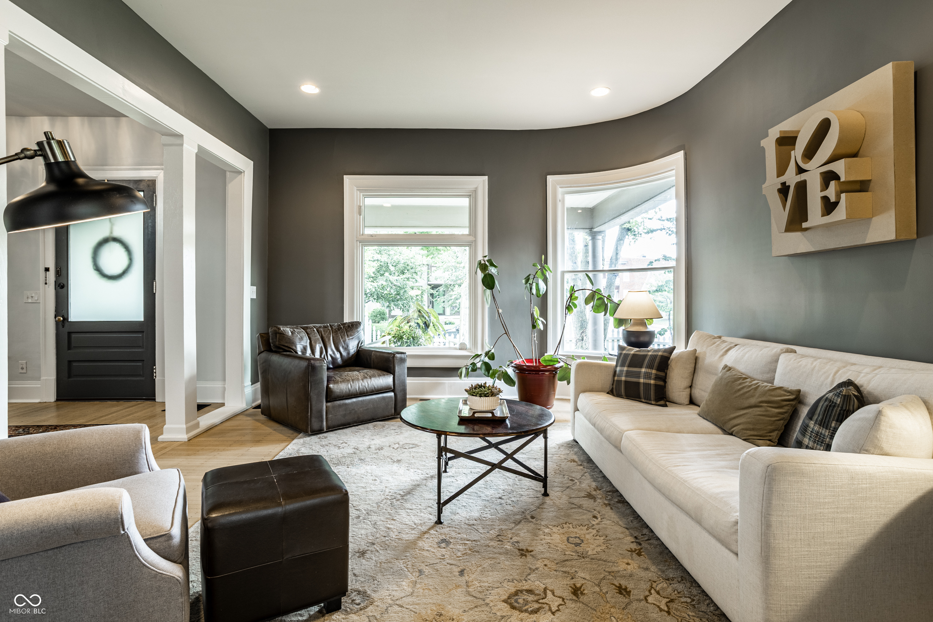 2404 Broadway Street