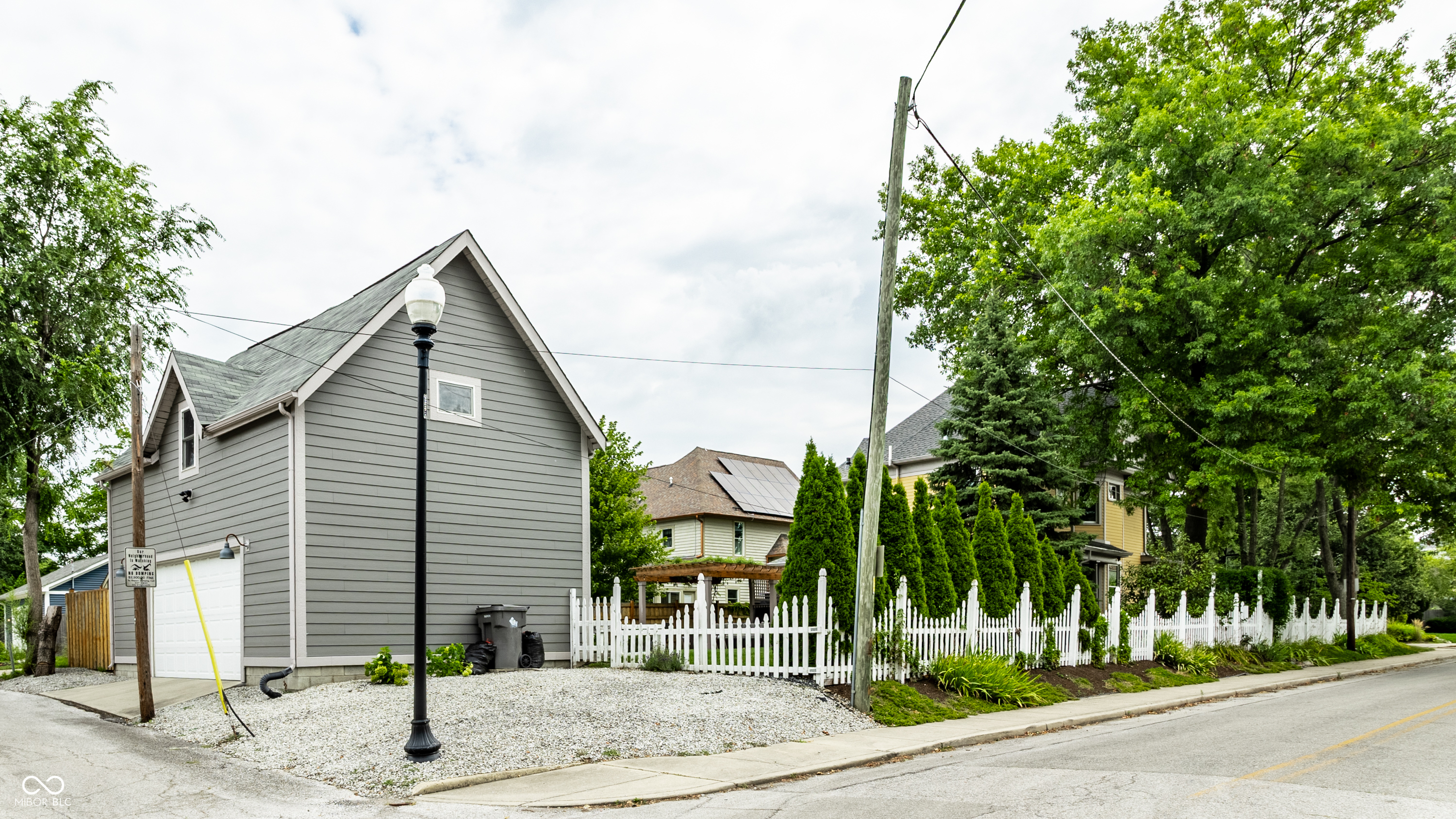 2404 Broadway Street