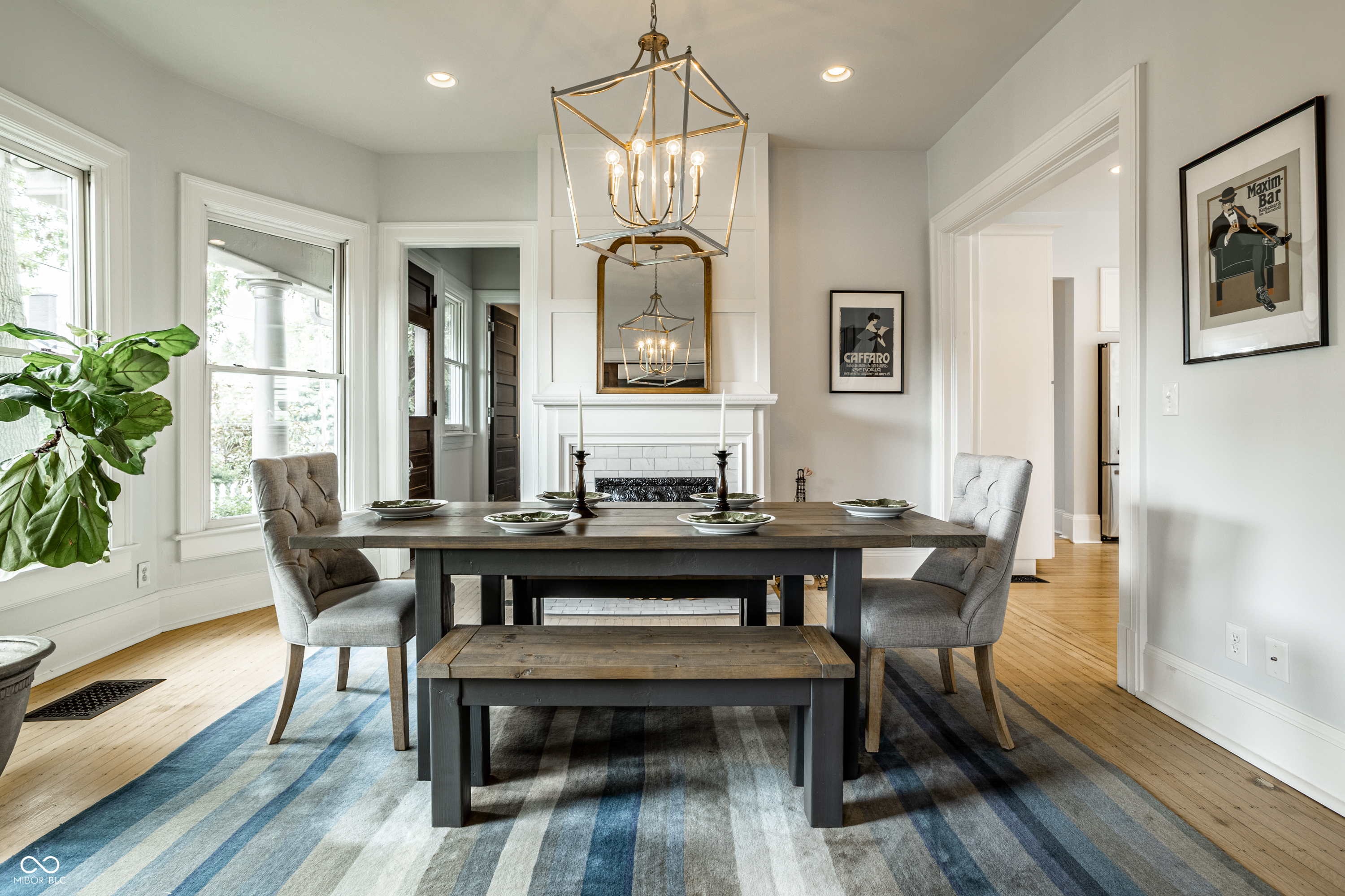 2404 Broadway Street