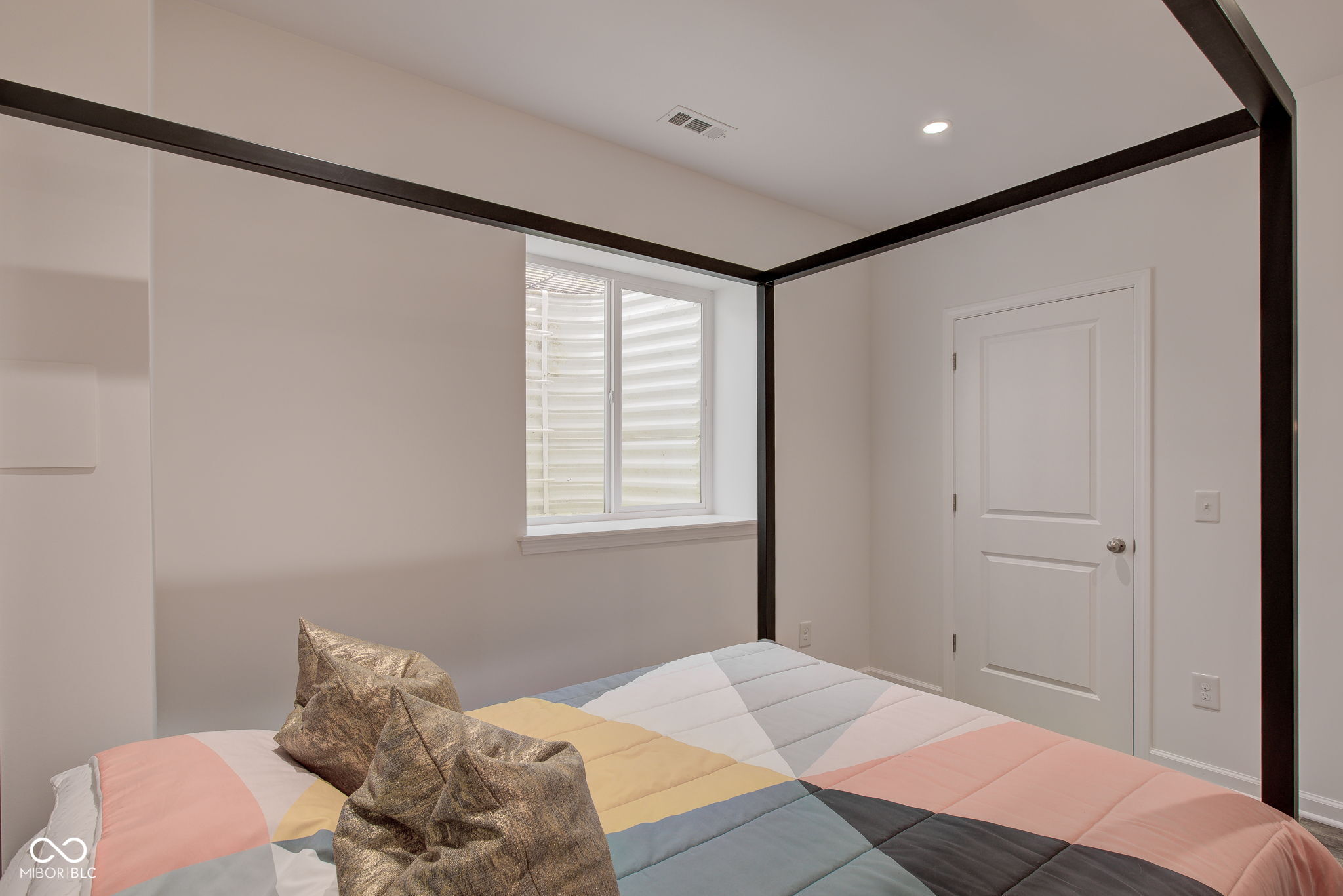 15365 Holcombe Drive