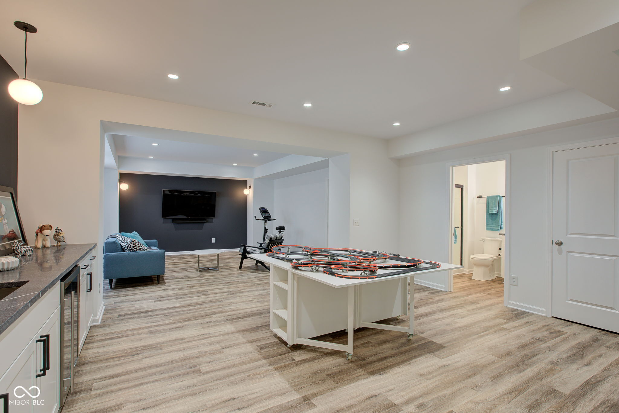 15365 Holcombe Drive