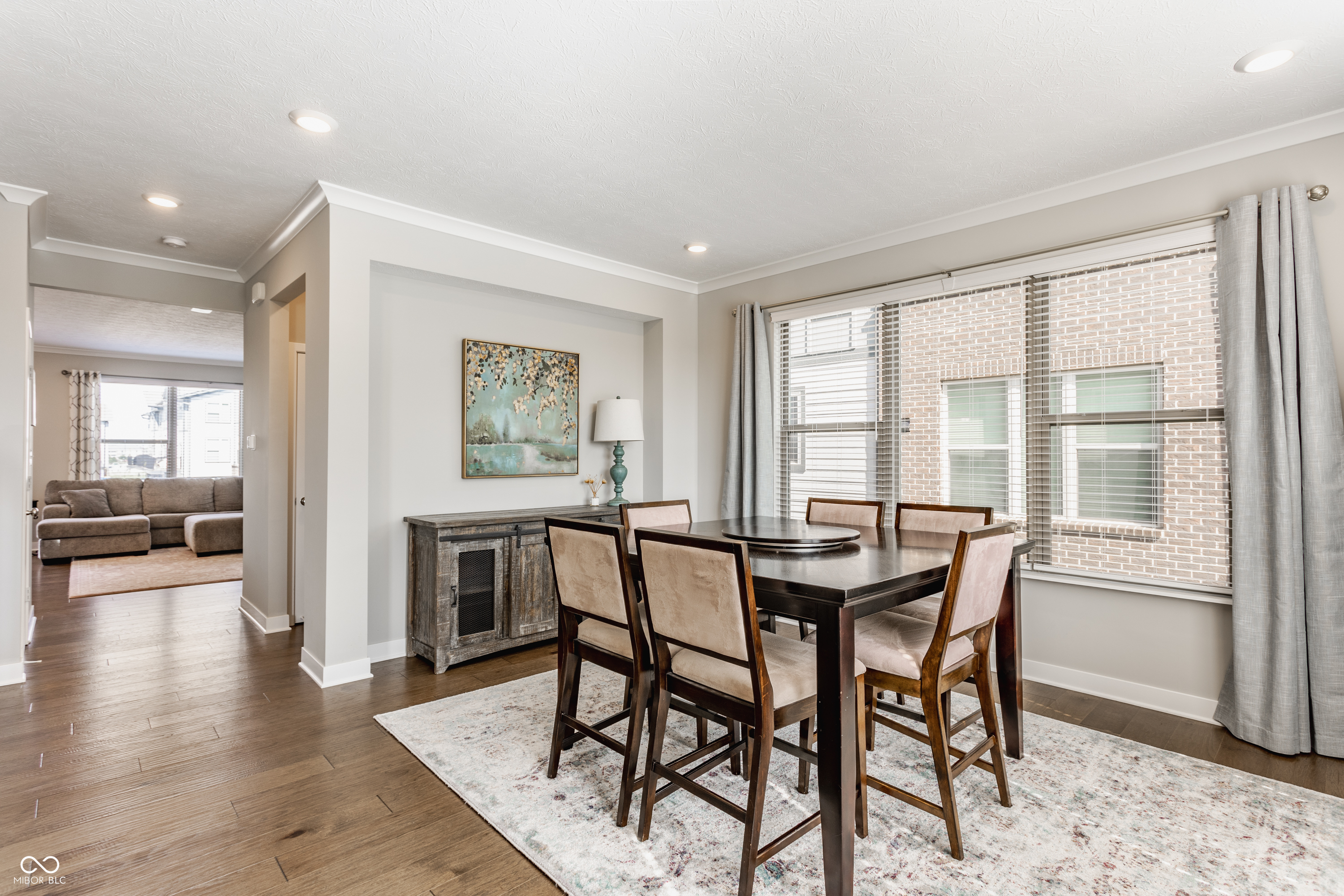 13330 Saxony Boulevard W