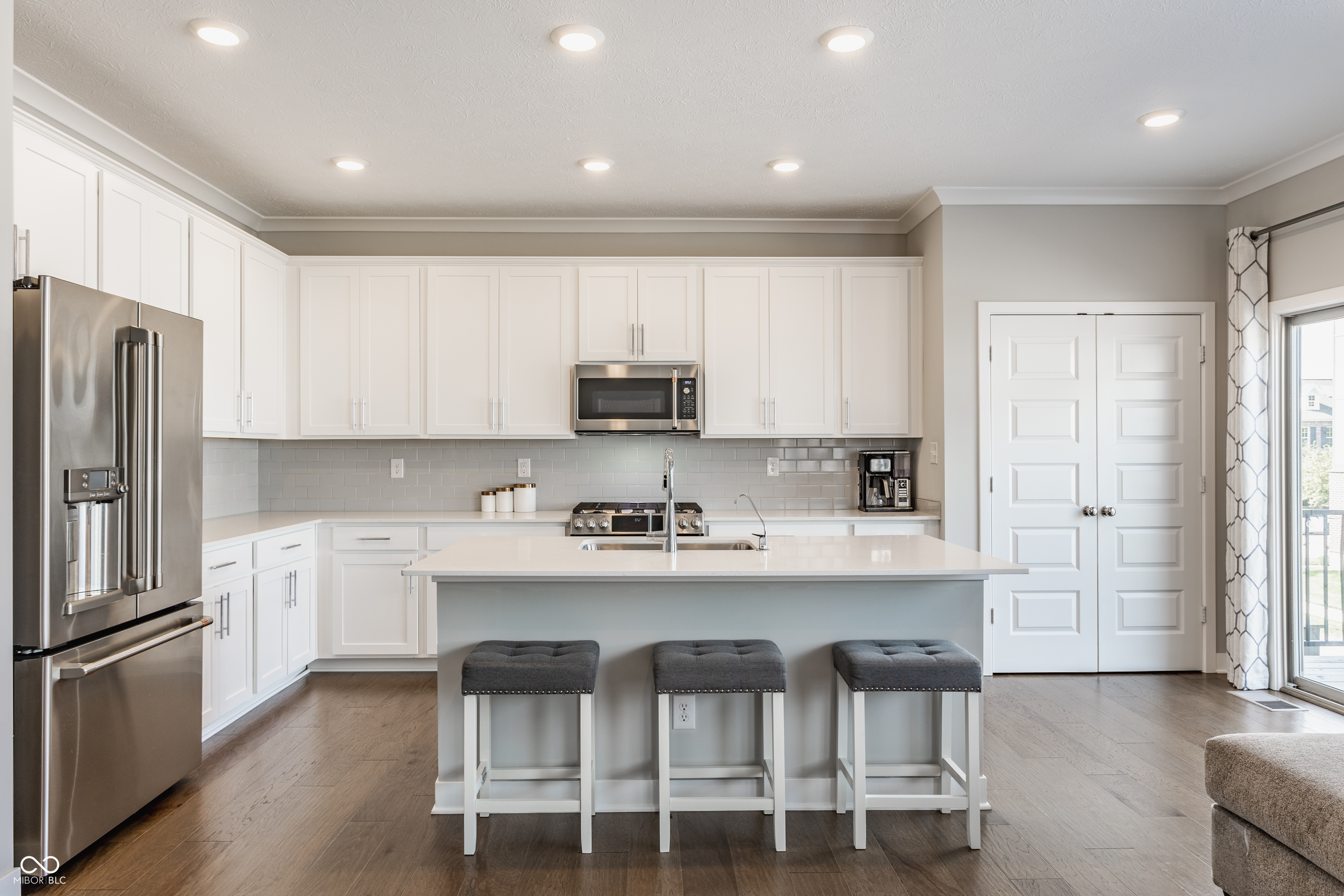 13330 Saxony Boulevard W