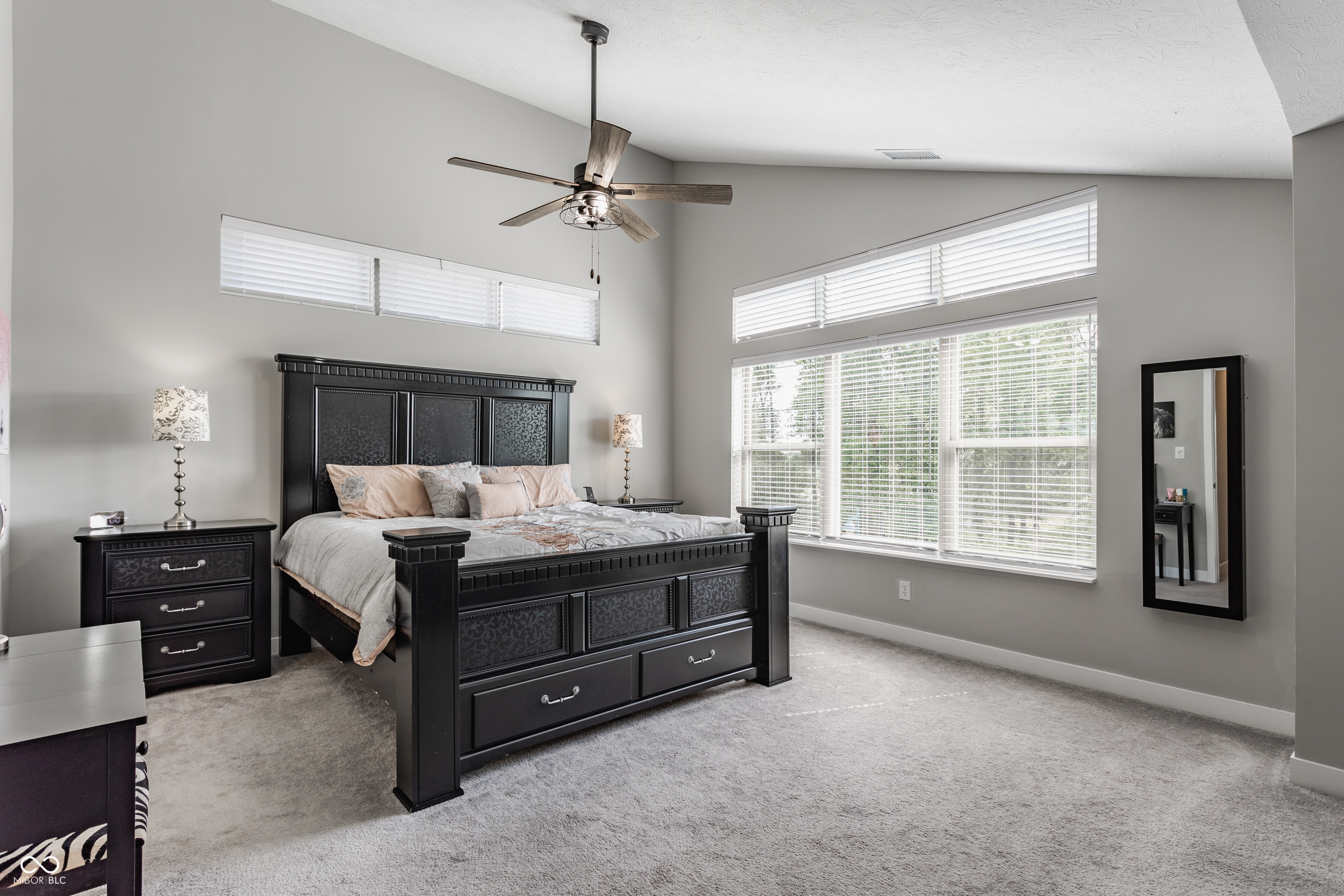 13330 Saxony Boulevard W