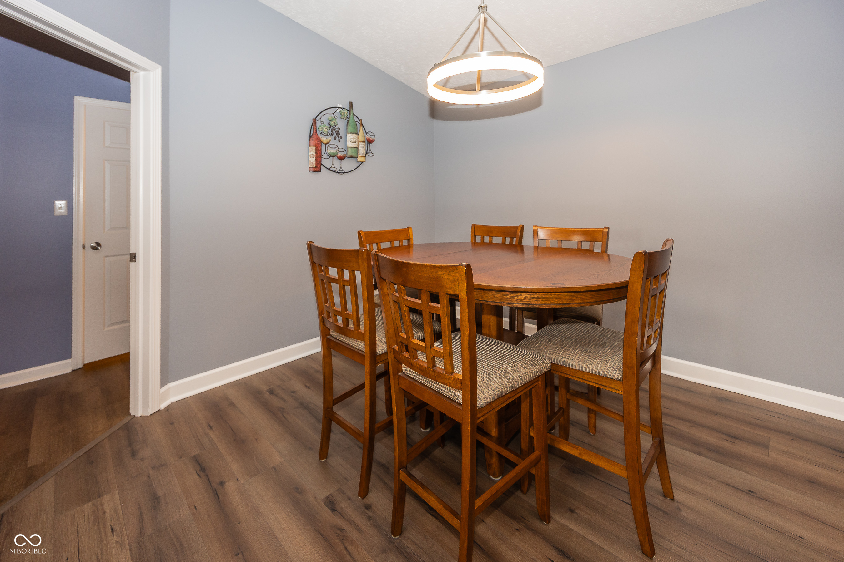 8410 Glenwillow Lane Unit: 205