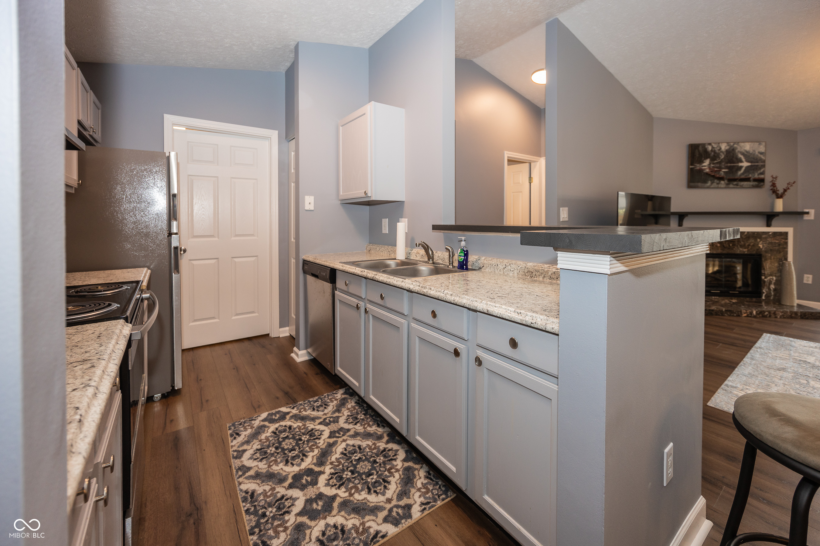 8410 Glenwillow Lane Unit: 205