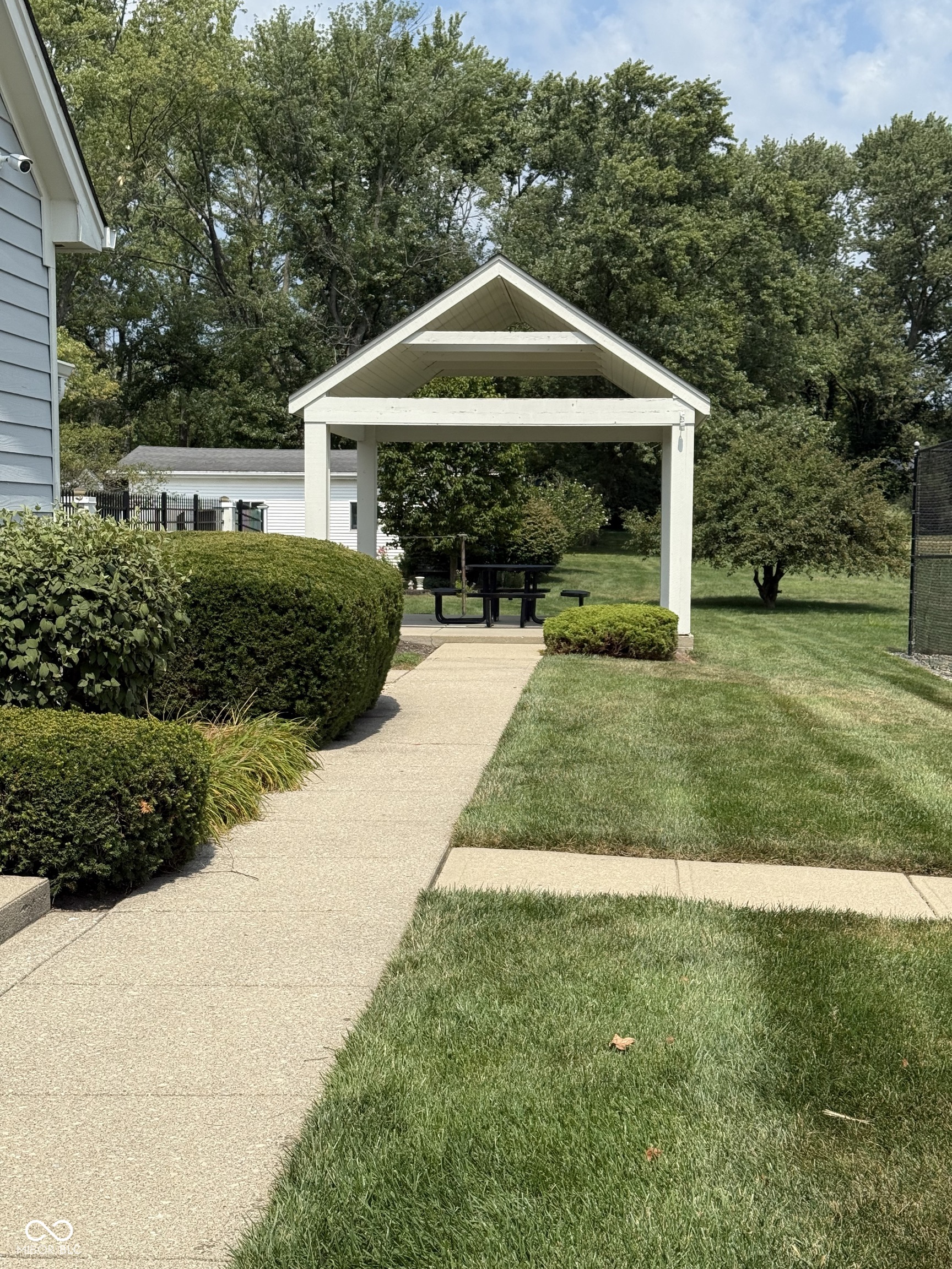 8410 Glenwillow Lane Unit: 205