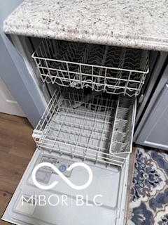 8410 Glenwillow Lane Unit: 205