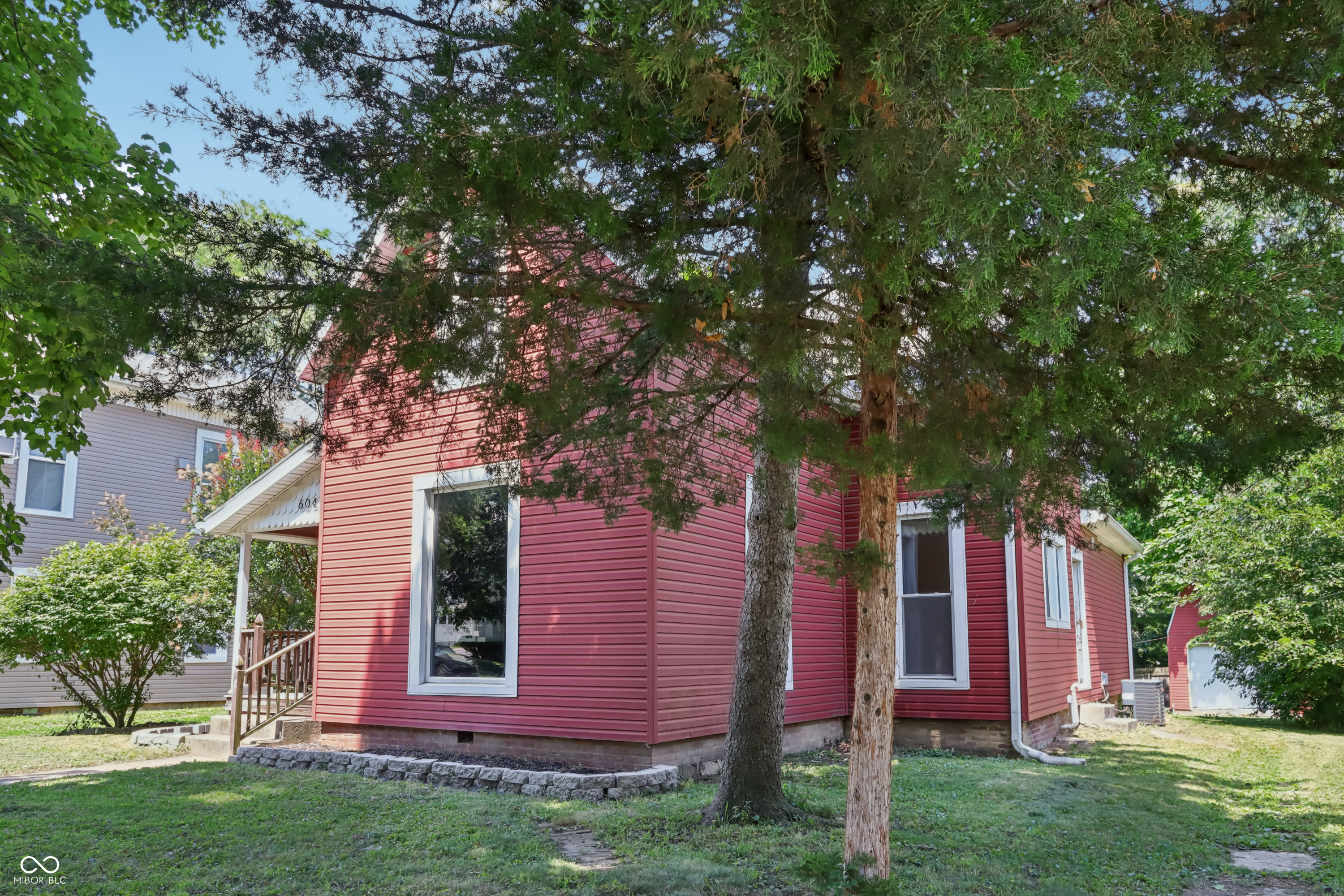 604 E Jefferson Street