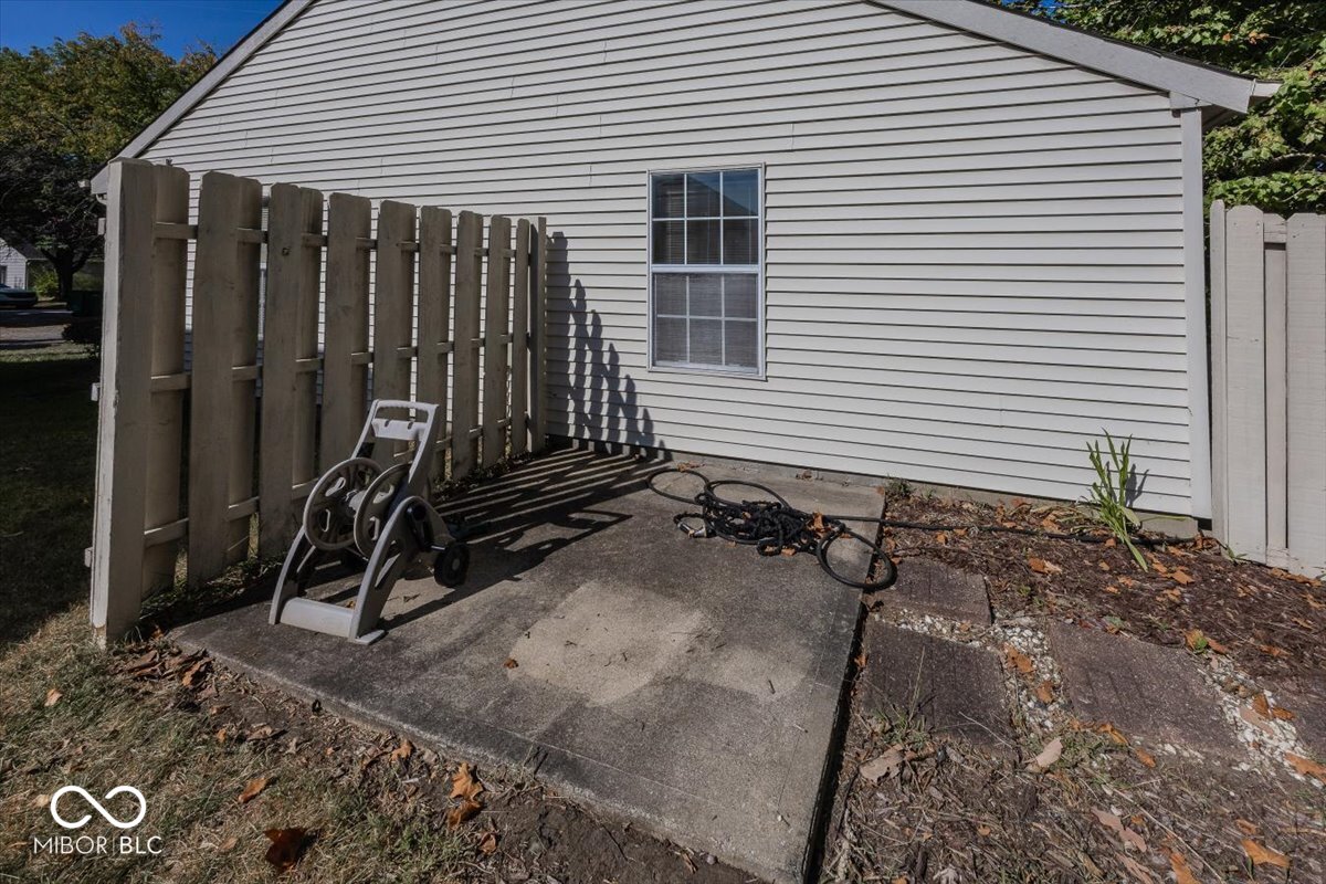 6614 Sundown Drive N