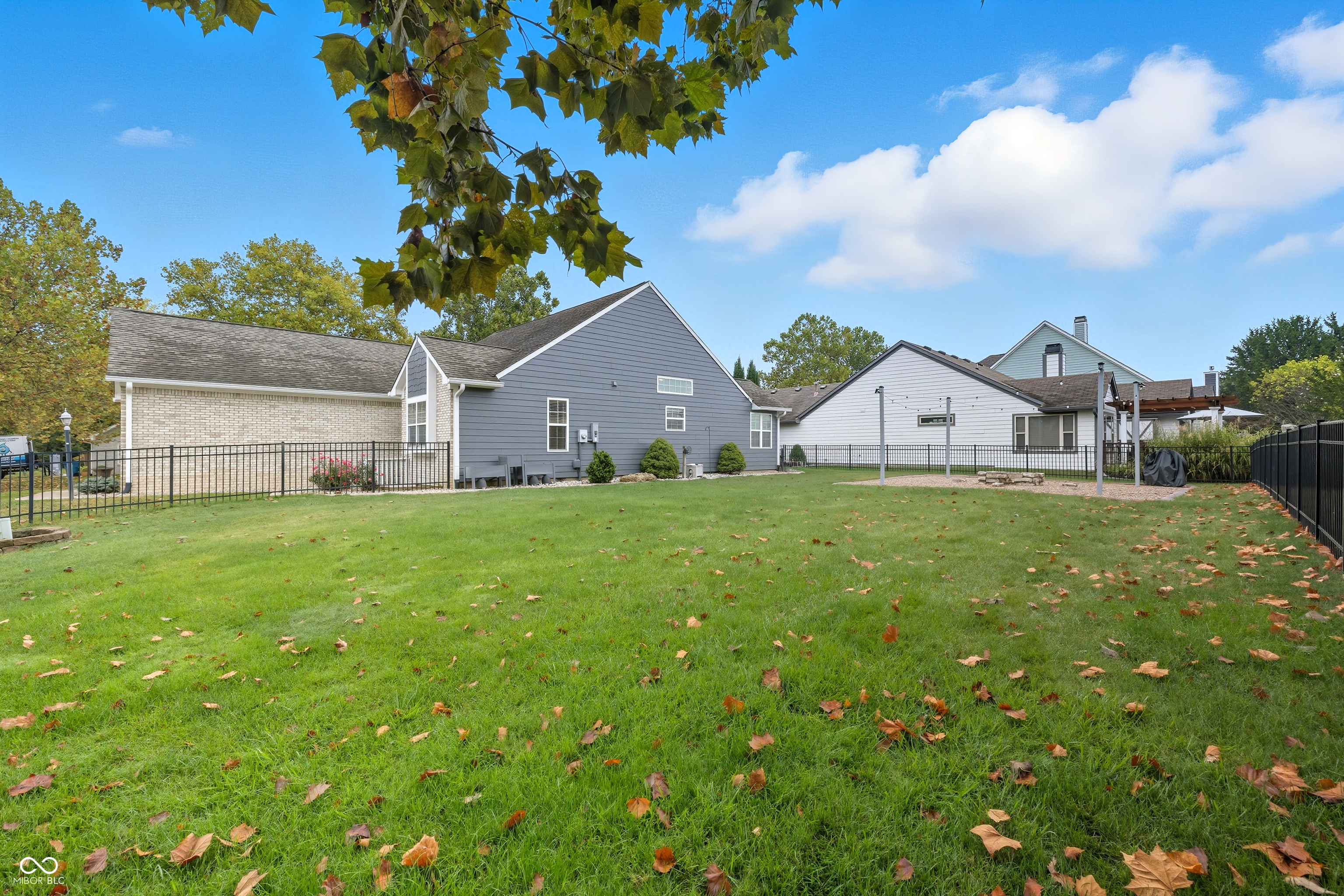 137 Avon Lane