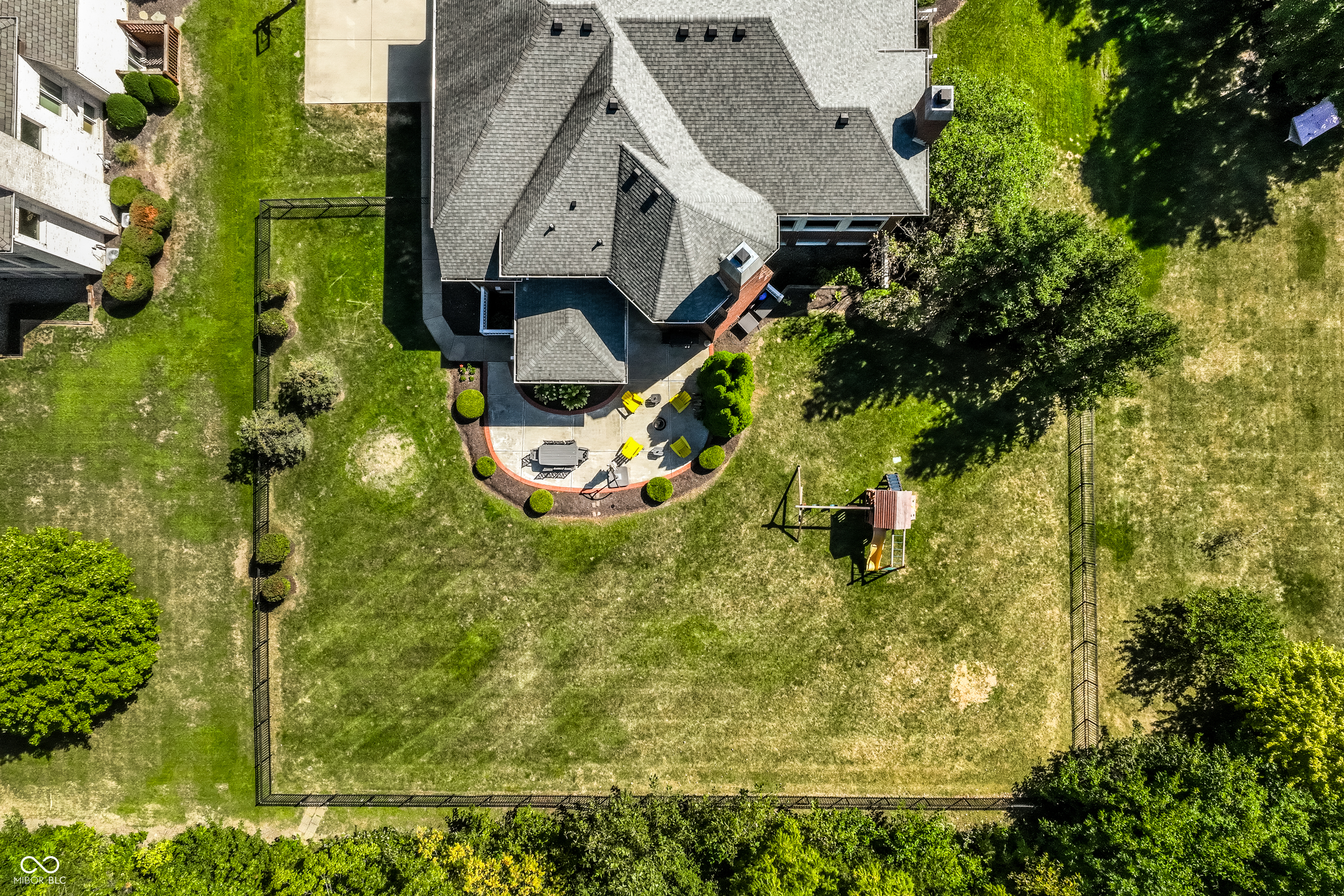10900 Jasmine Drive