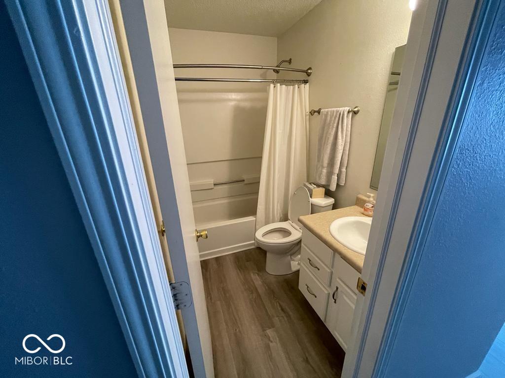 10356 Split Rock Way