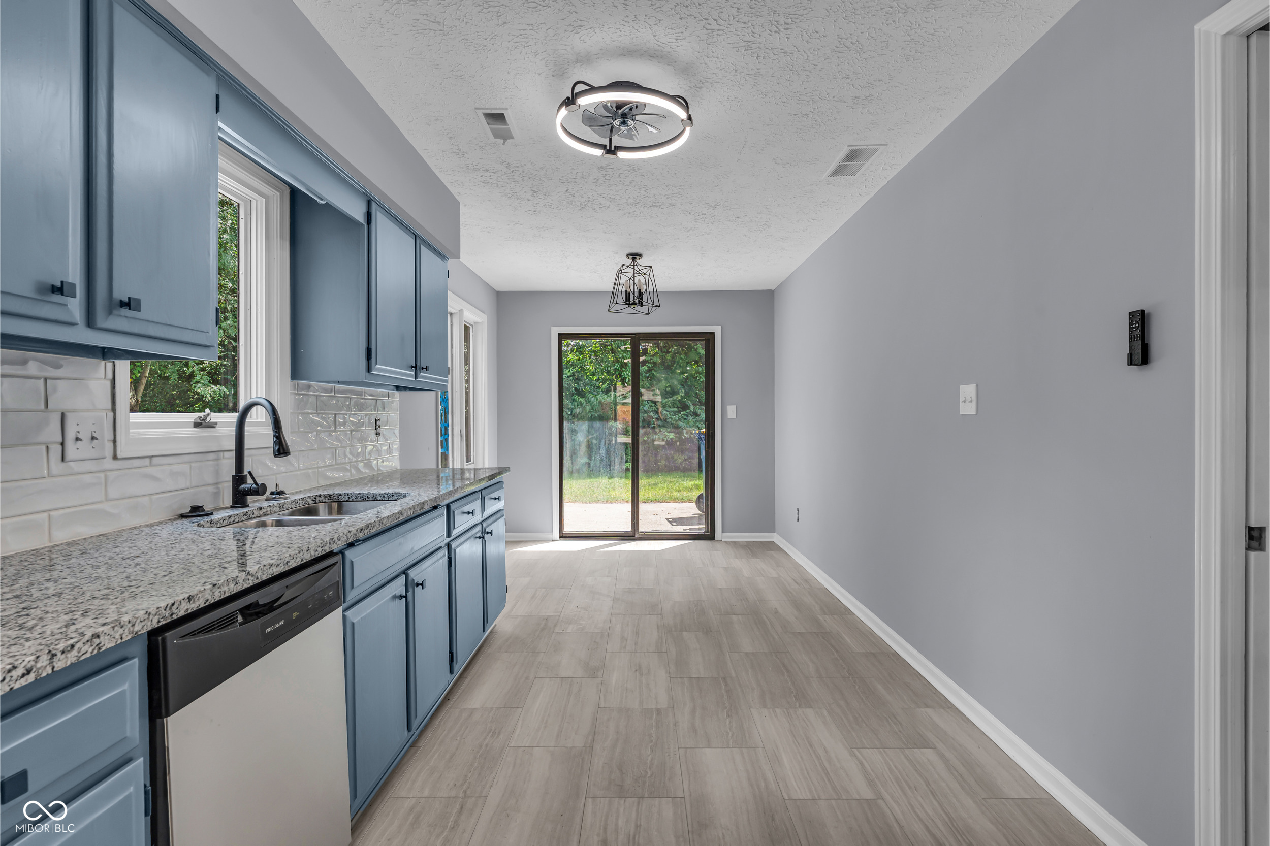 5201 Hawks Point Road