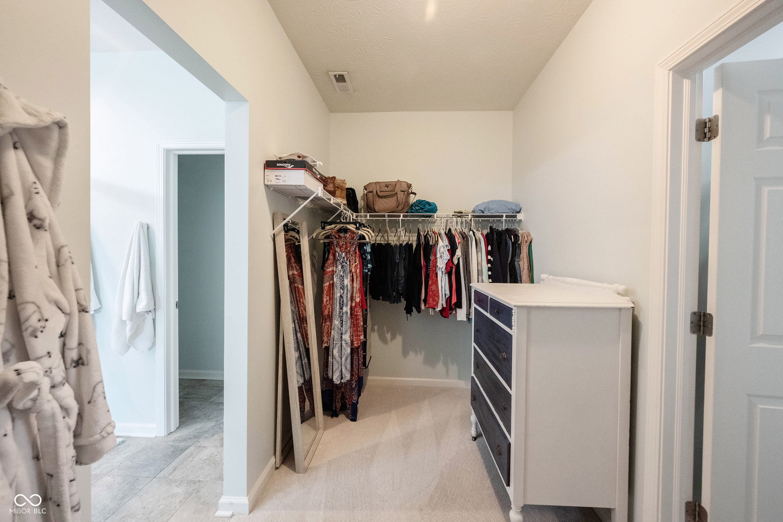 6125 N Cedarwood Drive