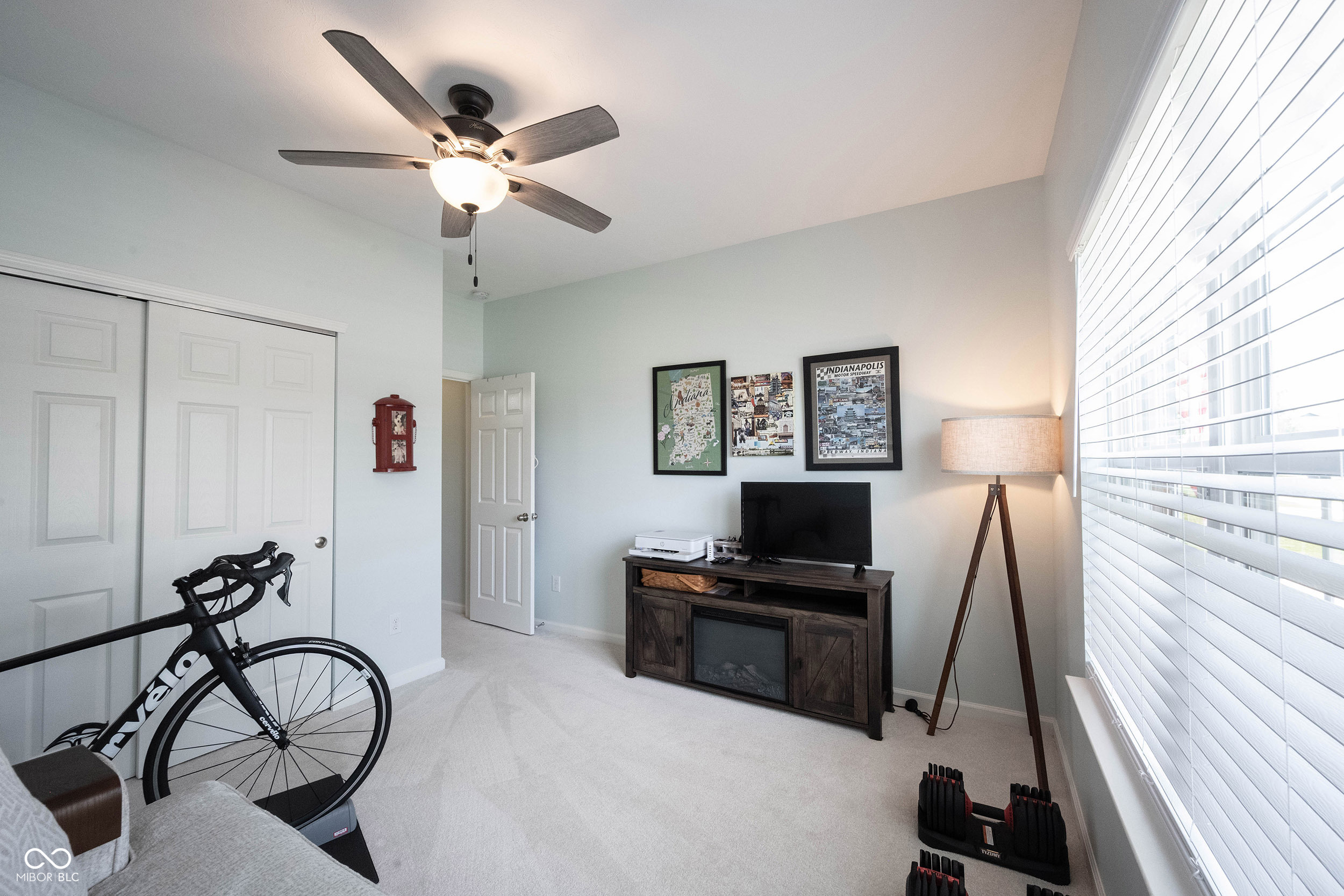 6125 N Cedarwood Drive