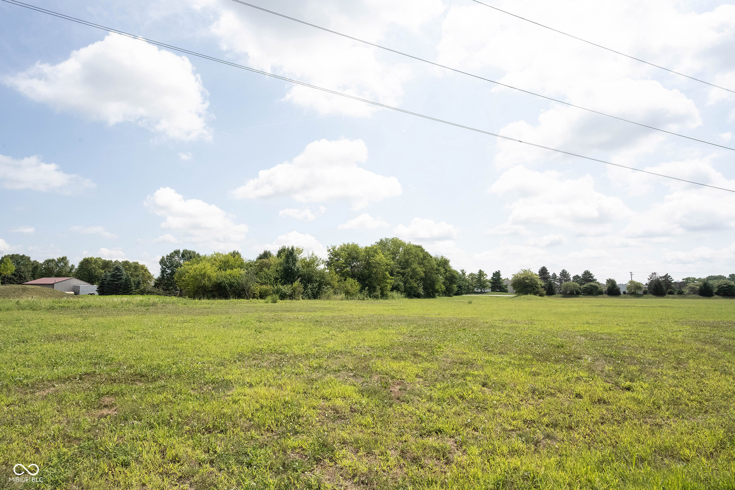 6125 N Cedarwood Drive